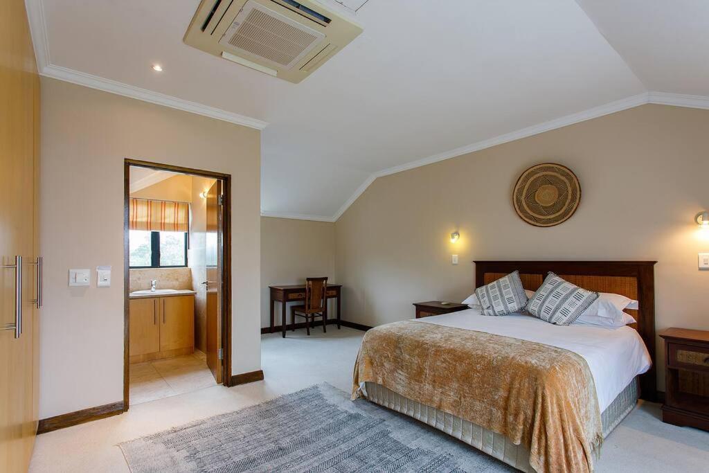 Pearl Valley Golf Estate Lodge 1E view 2