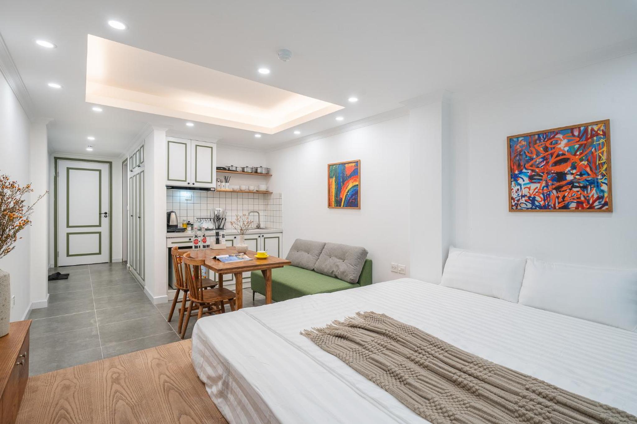 Location/BIG GROUP/Private Villa with Pool and Kitchen