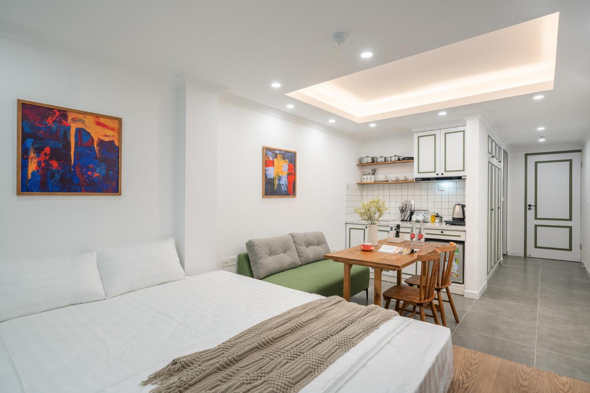 Location/BIG GROUP/Private Villa with Pool and Kitchen