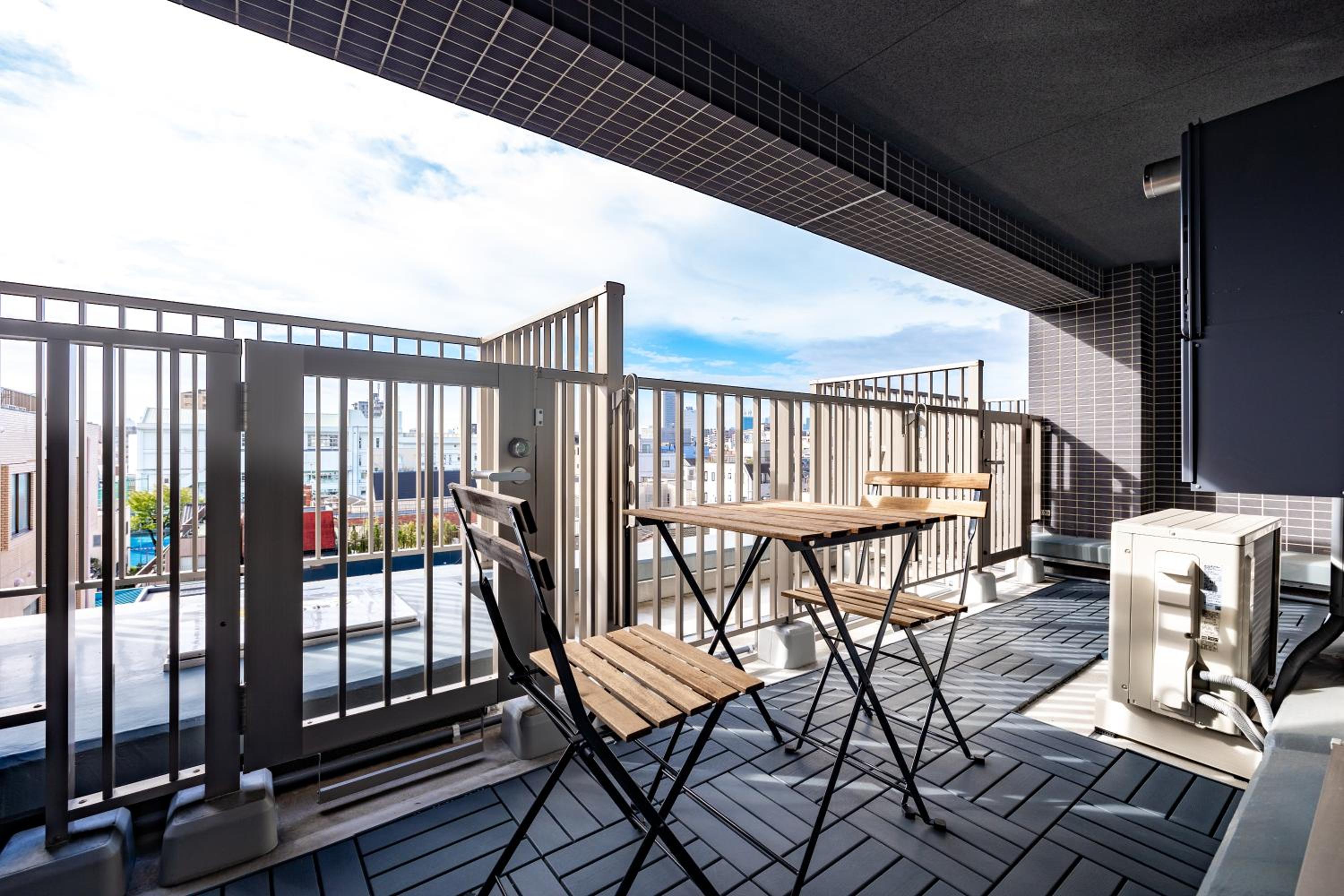 Dash Living Asakusa East