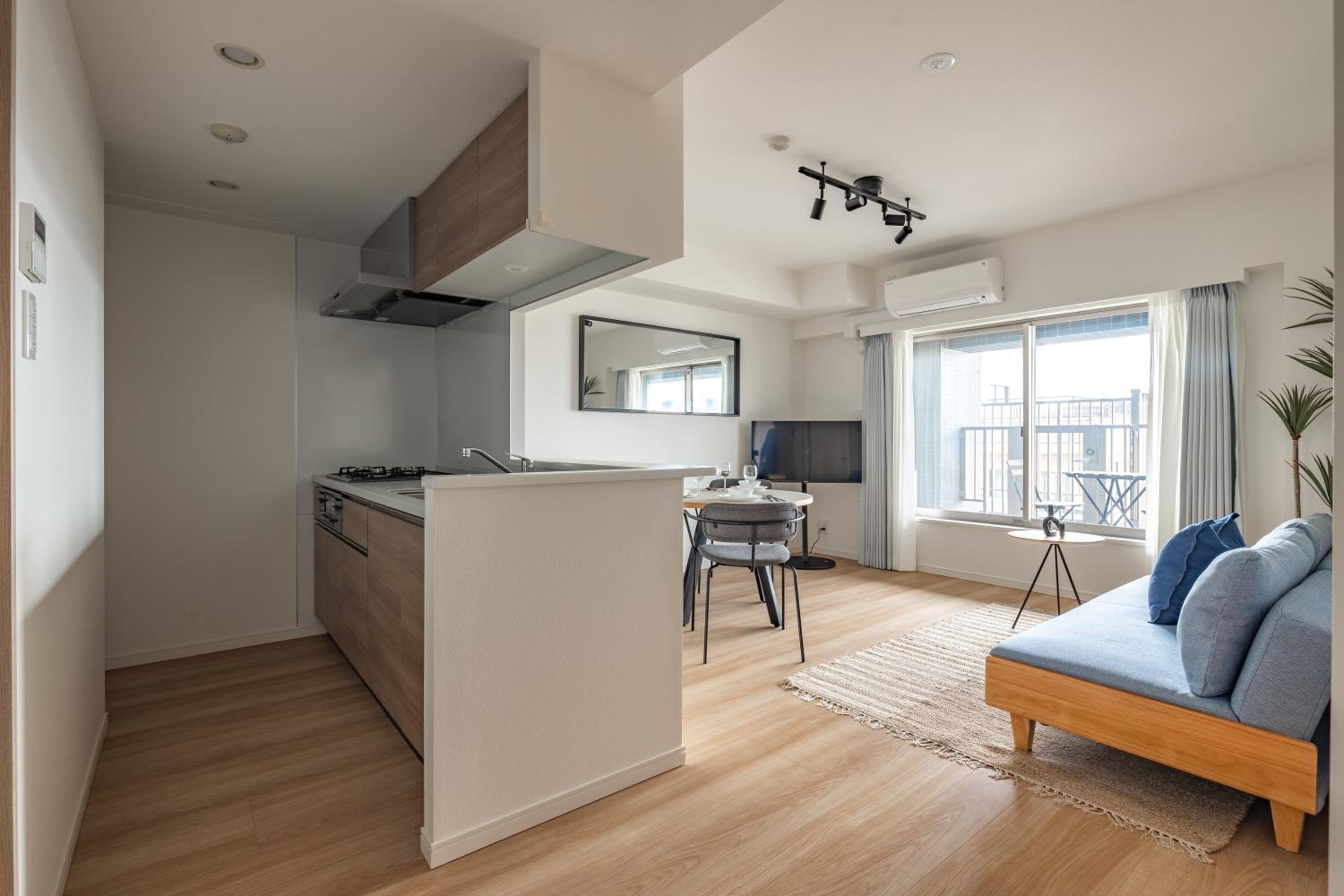 Dash Living Asakusa East