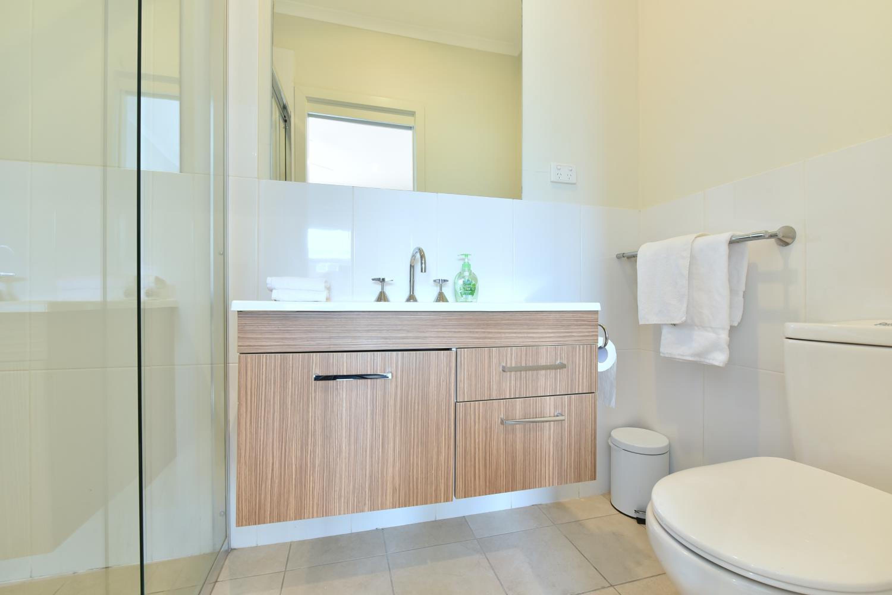 Caves Beach Villa Bombora