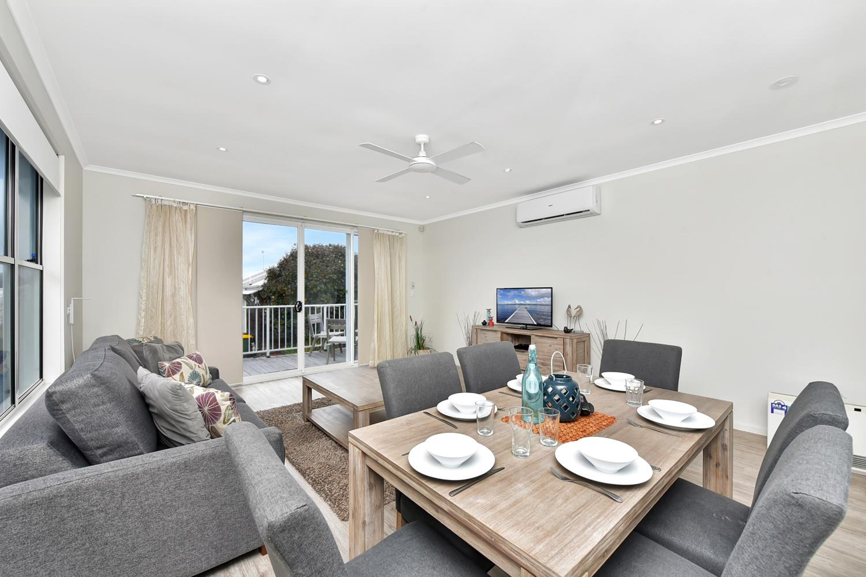 Caves Beach Villa Bombora