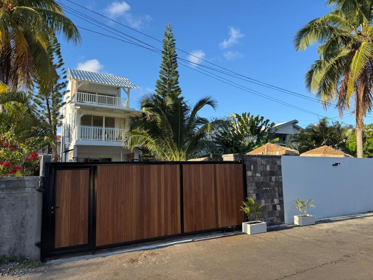 Blue Paradise Villa & Apartments