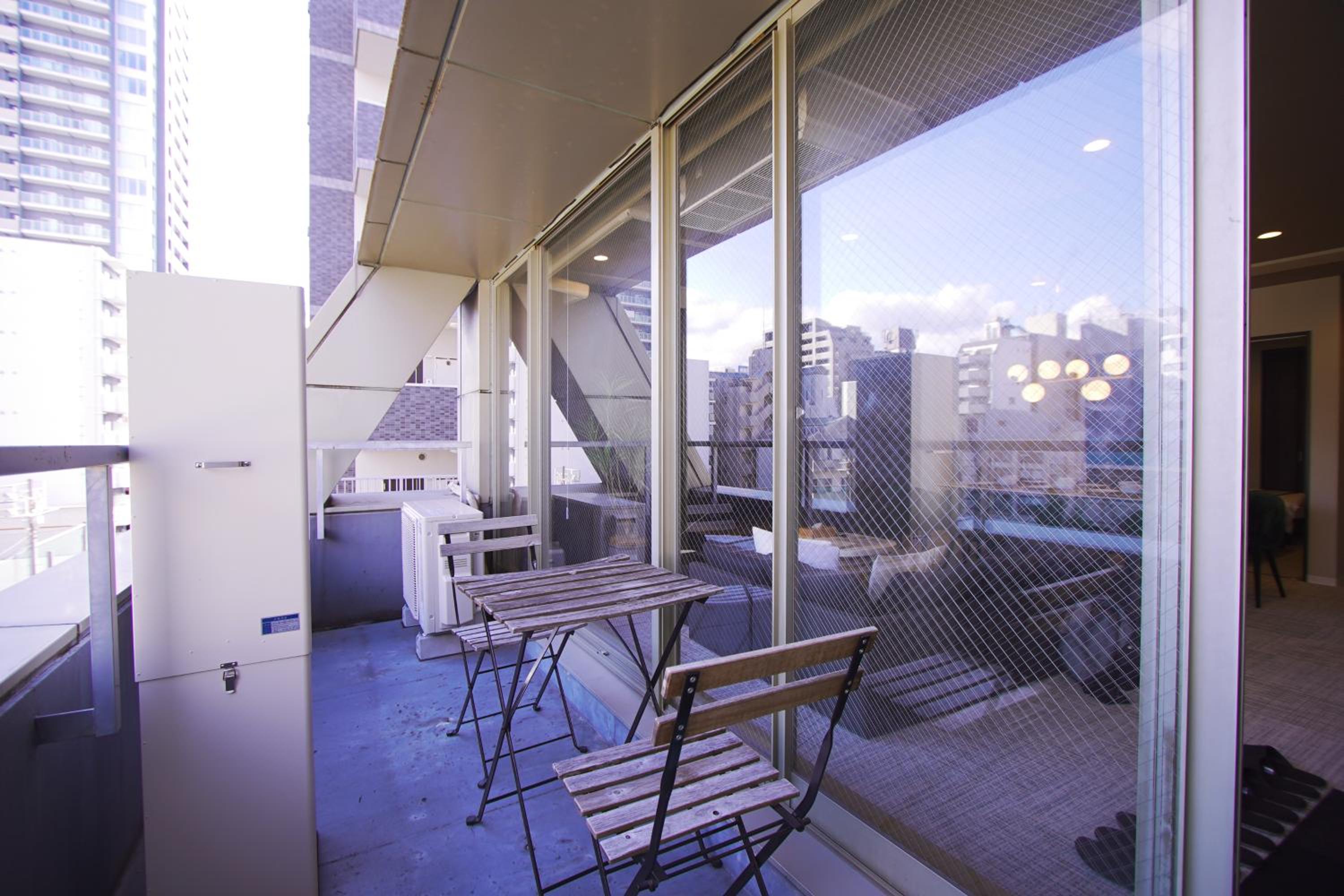 INOVE VILLA OSAKA -118 sqm , 2 Bedrooms , 7 Double Beds , Max 14 ppl- Great Access to USJ & Namba
