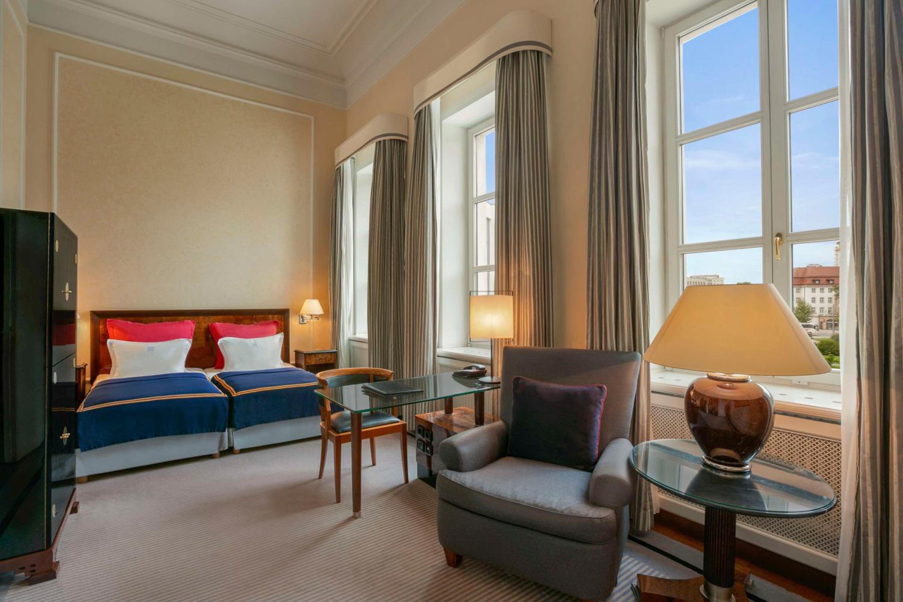 Dresden Vacations - Hotel Taschenbergpalais Kempinski - Property Image 26