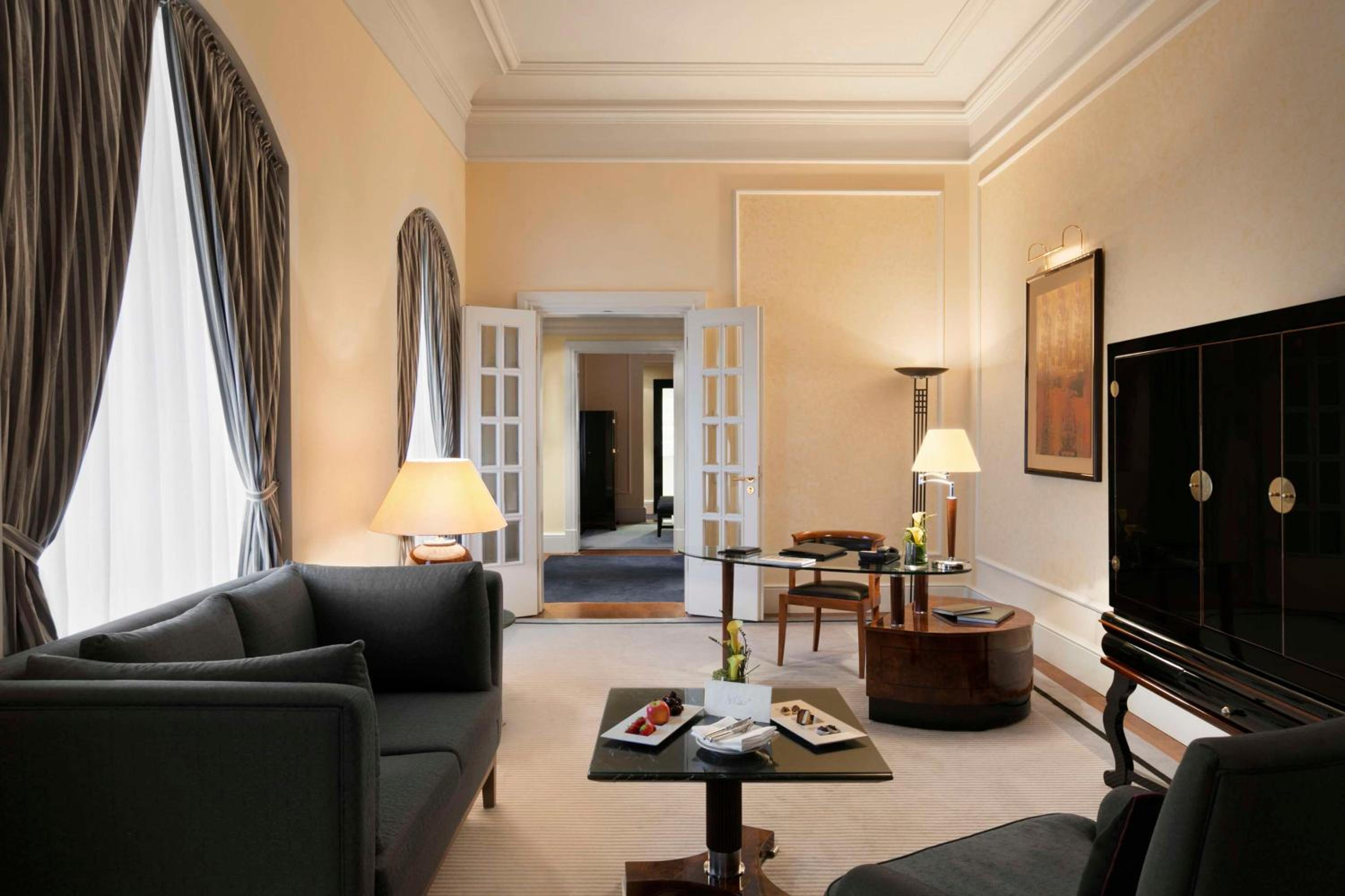 Dresden Vacations - Hotel Taschenbergpalais Kempinski - Property Image 27