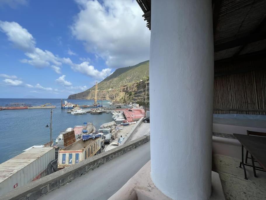 Casa Agave, sul porto di Malfa - Salina photo 3