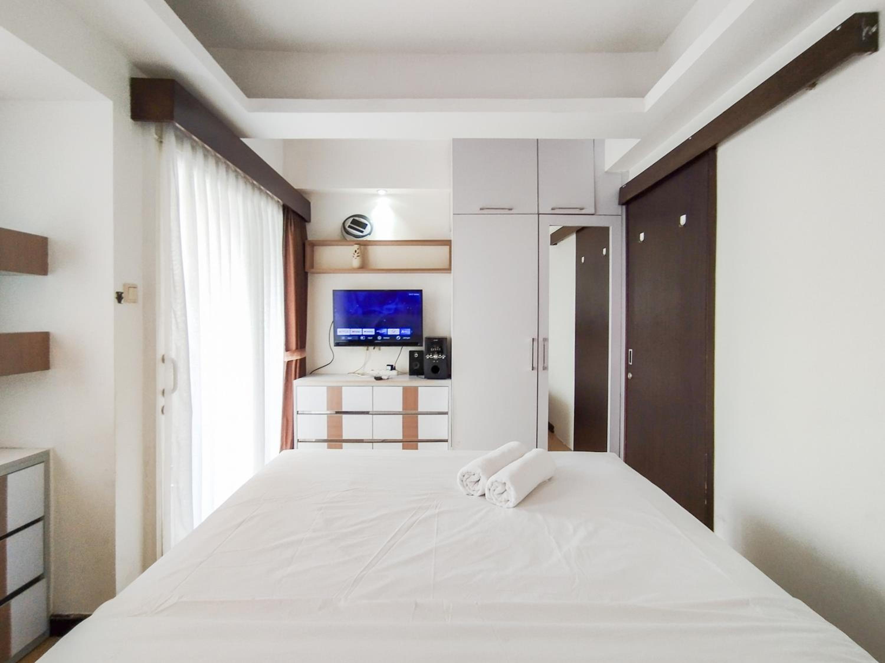 Best Location 1BR without Living Room Apartment Braga City Walk By Travelio view 3