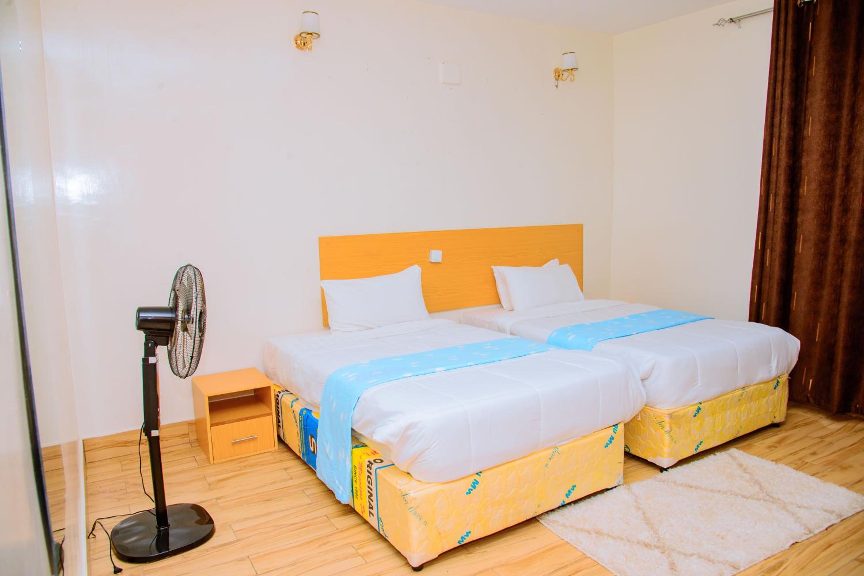 Diplomat Apartments Rugando view 2