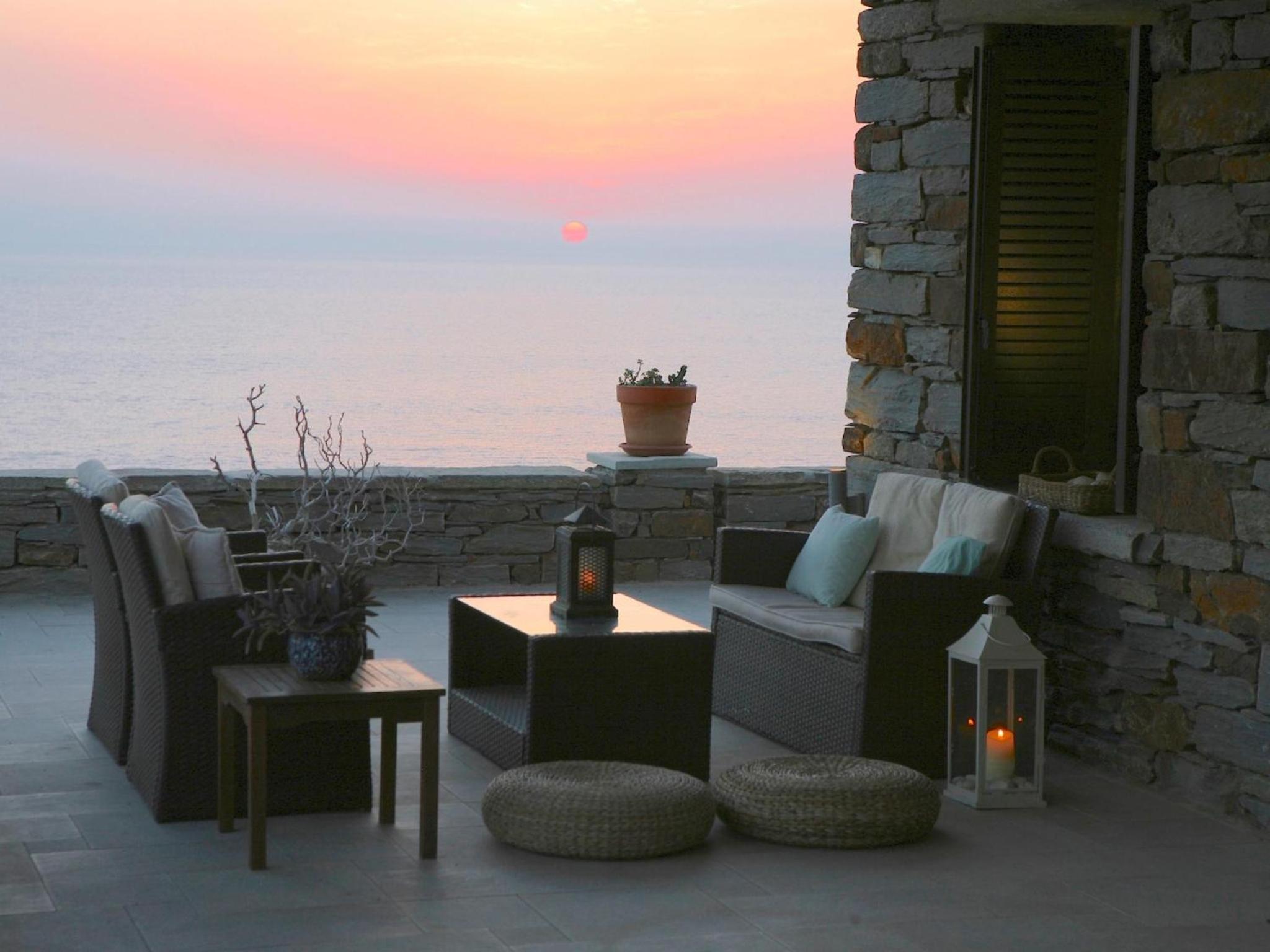 Luxurious beachfront haven in Kea photo 2