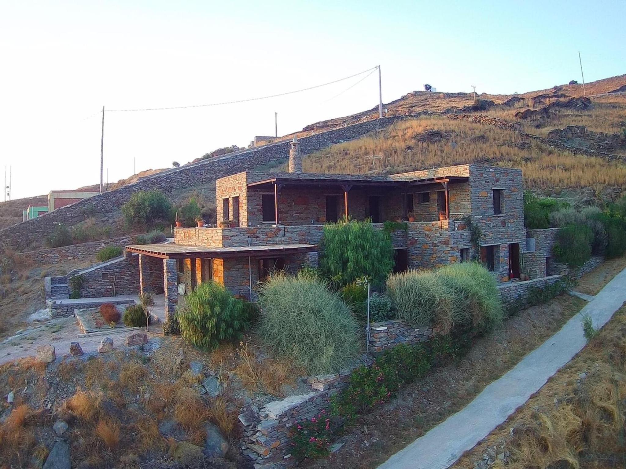 Luxurious beachfront haven in Kea photo 3