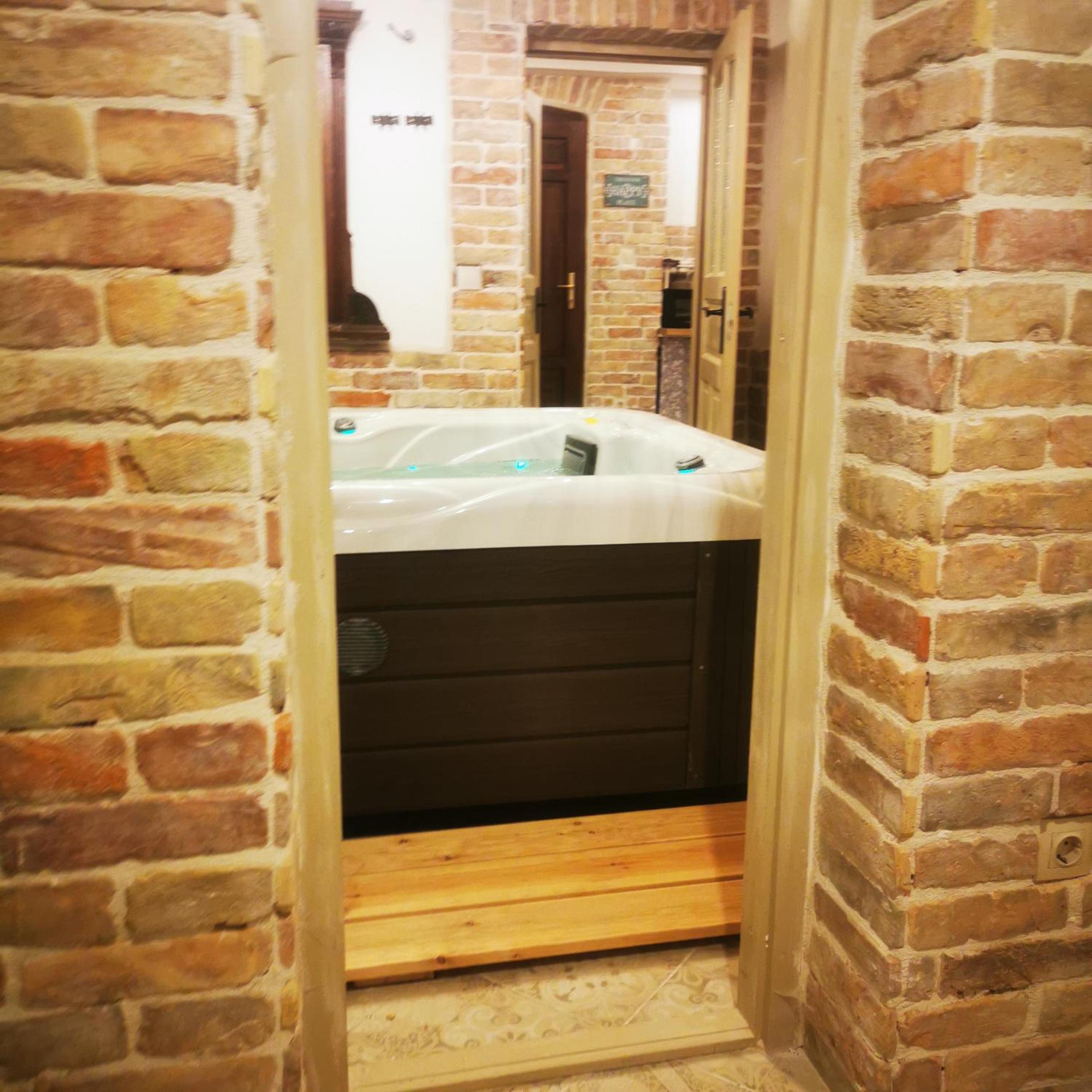 Kúria Apartman Private Wellness