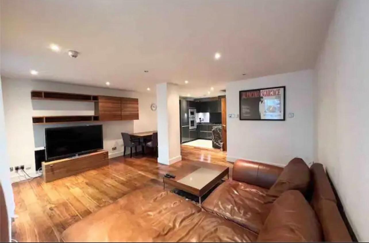 Luxury Apartment Riverside