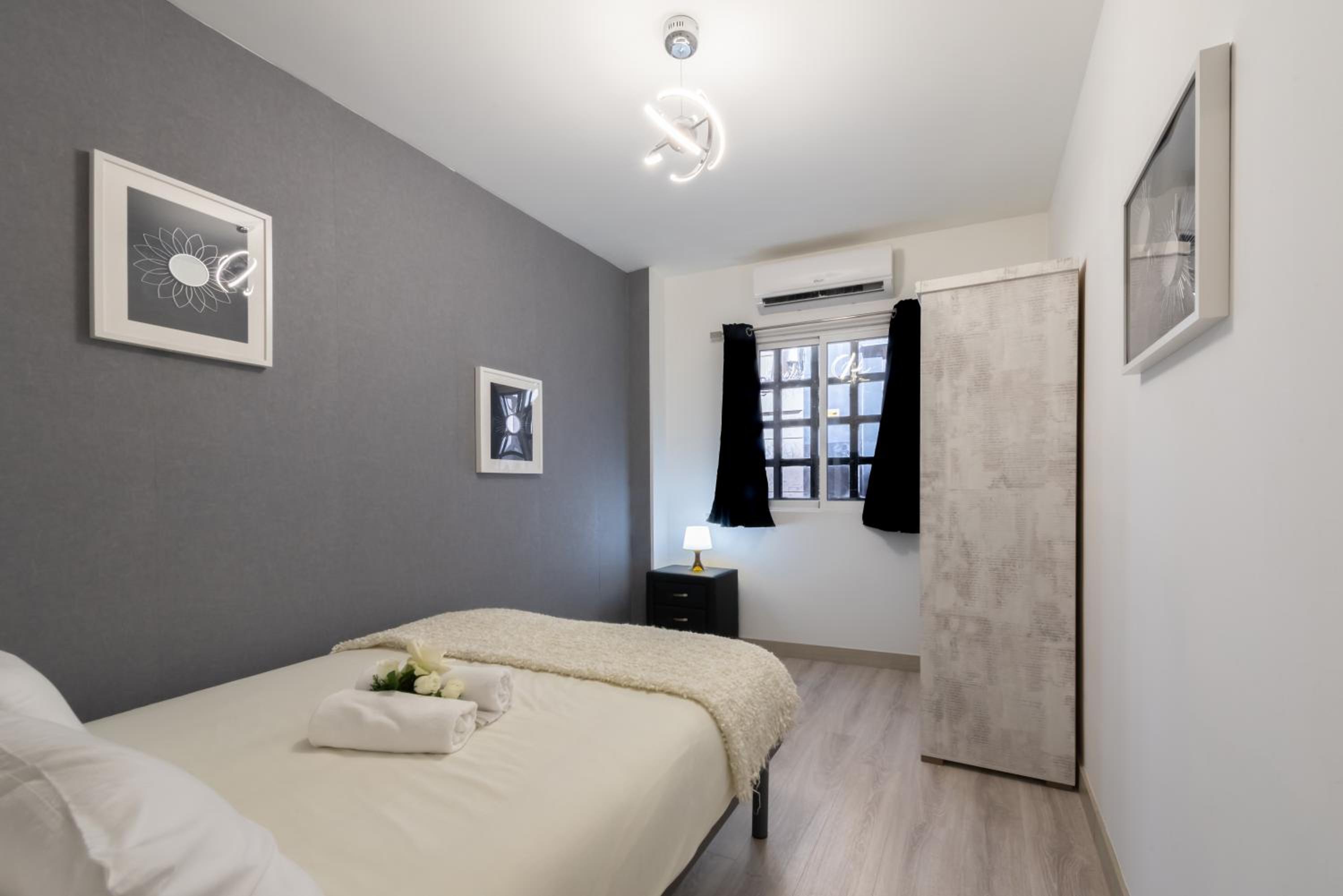 Apartamentos Day Madrid MALASAÑA II photo 3
