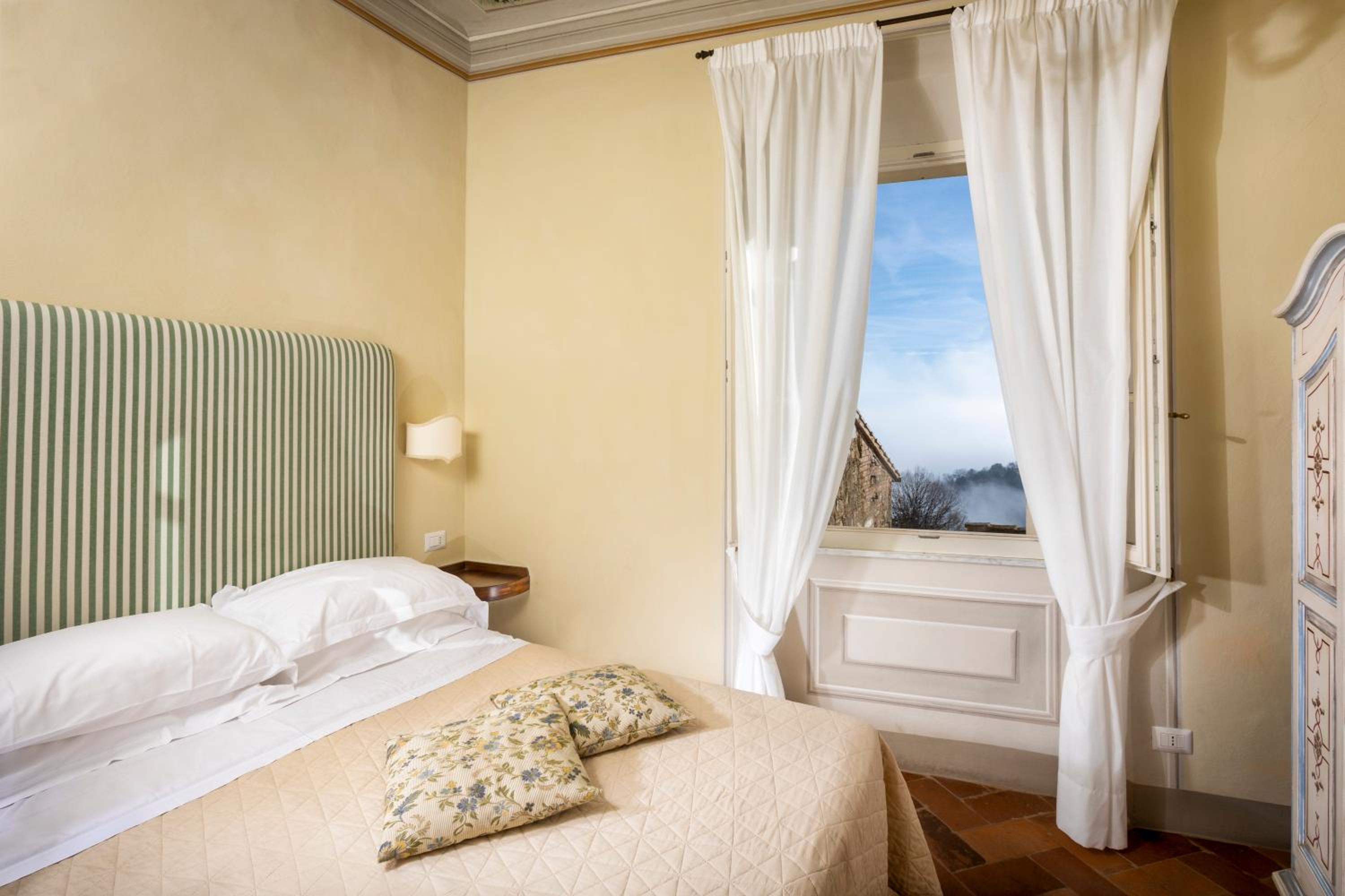 Stefania Townhouse view 3