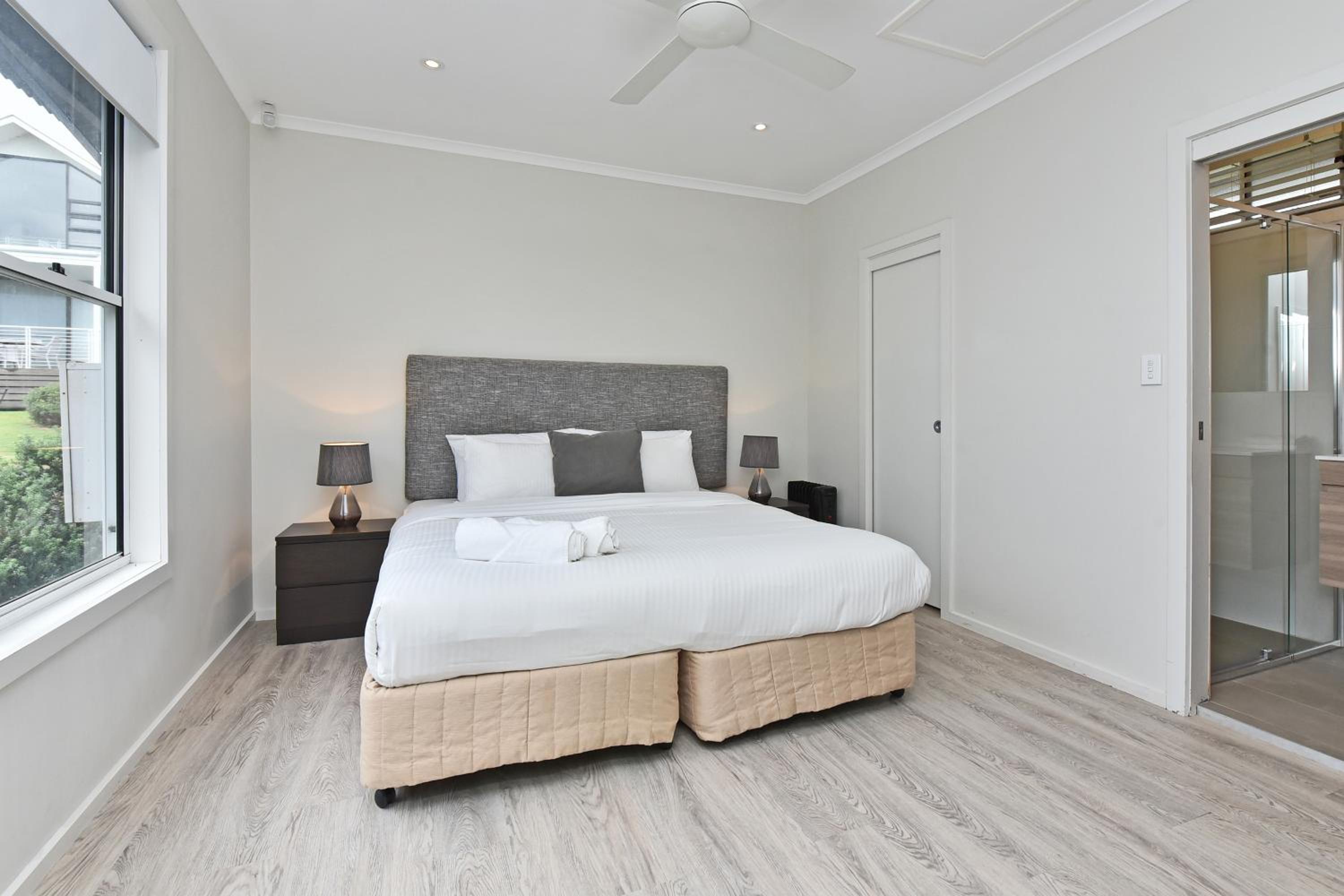 Caves Beach Villa Bombora