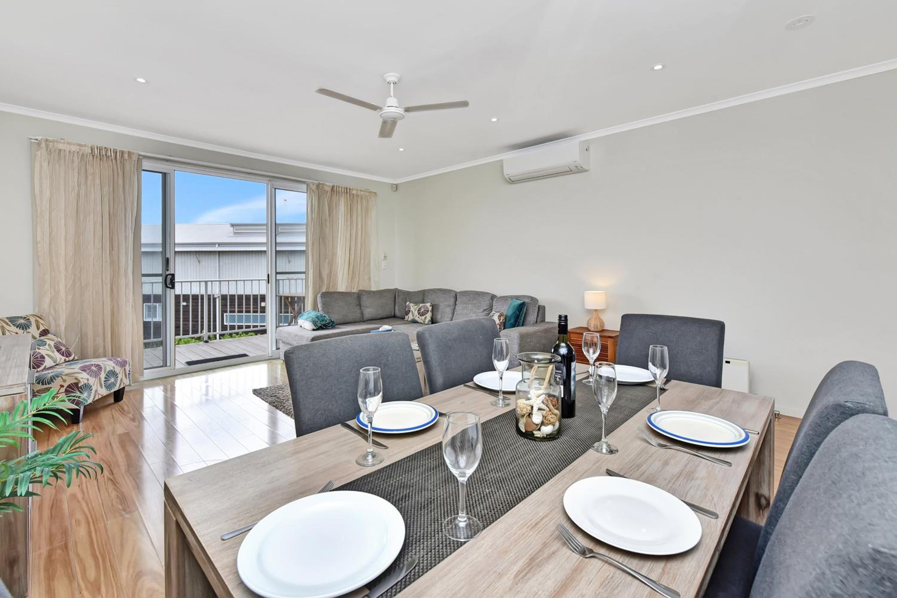 Caves Beach Villa Bombora