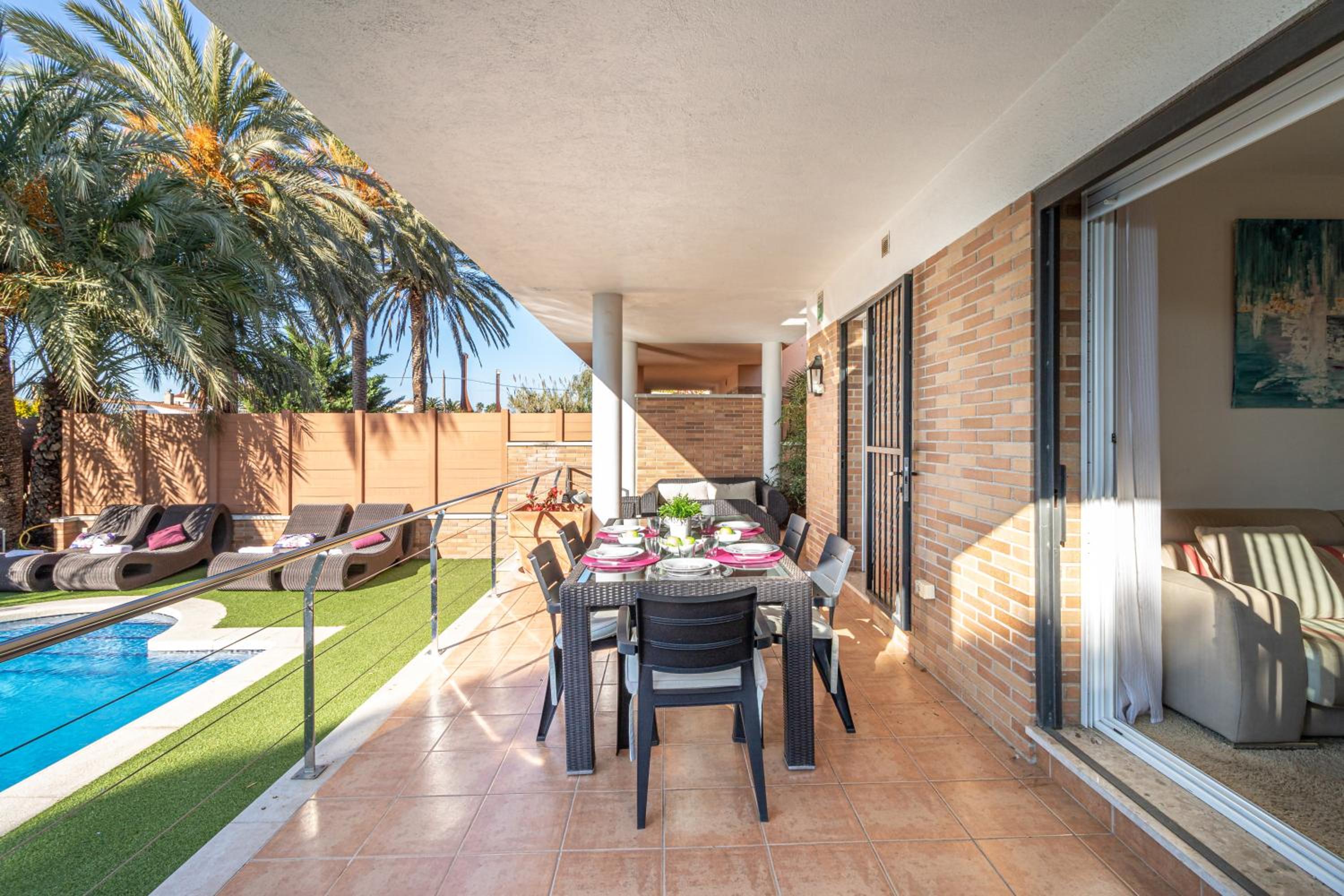 Jouvacations Villa Sun Pani