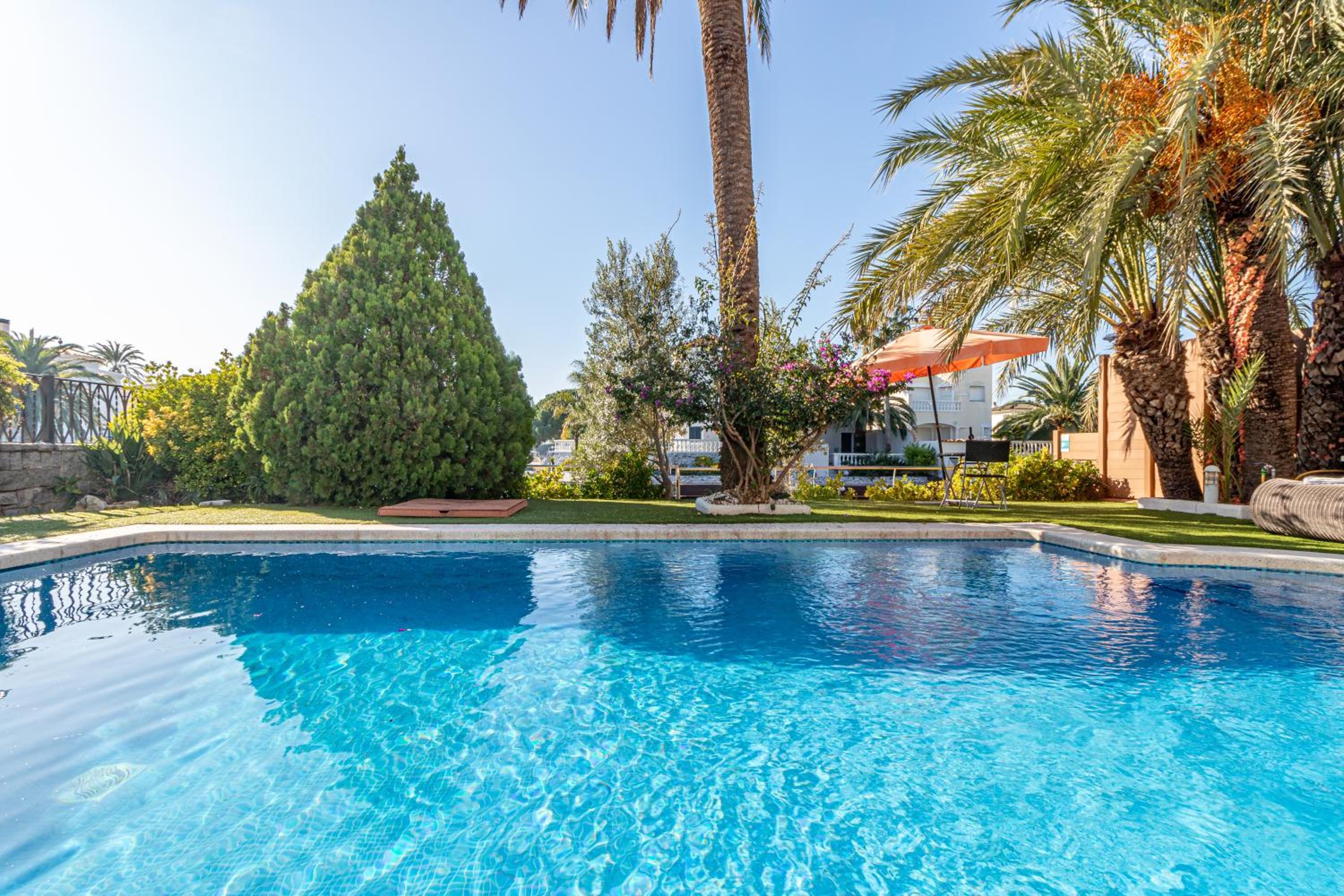Jouvacations Villa Sun Pani