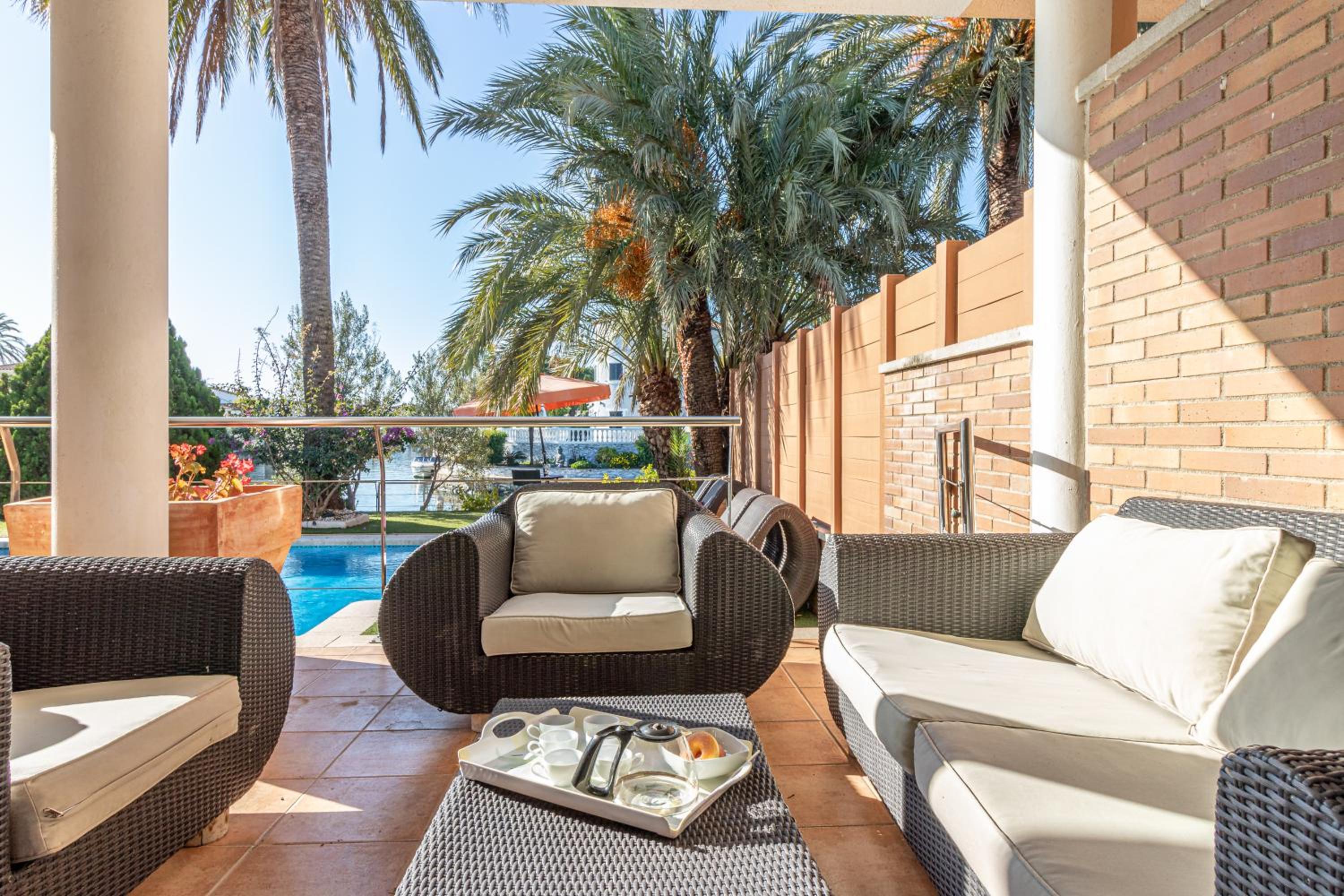 Jouvacations Villa Sun Pani