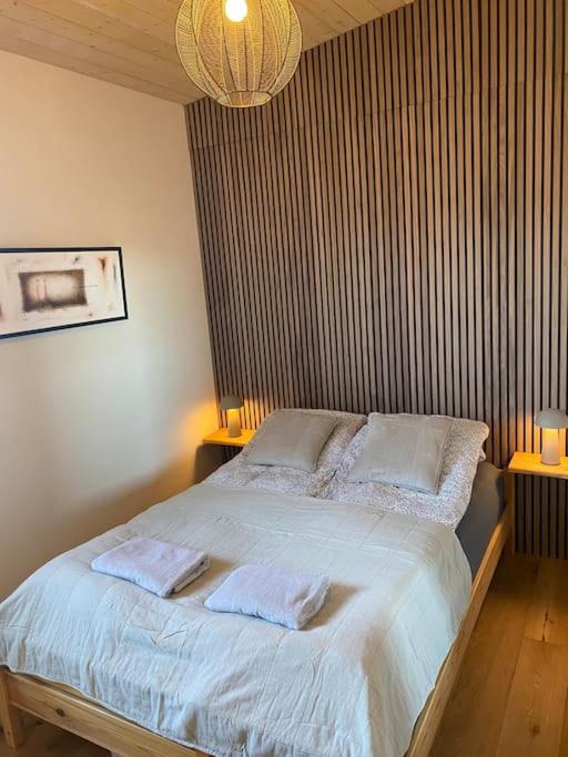 Prime Location-Golden Circle 3 Bedrooms