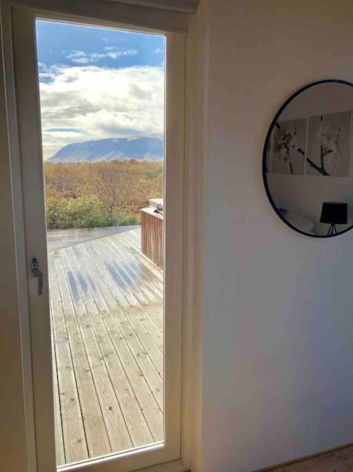 Prime Location-Golden Circle 3 Bedrooms