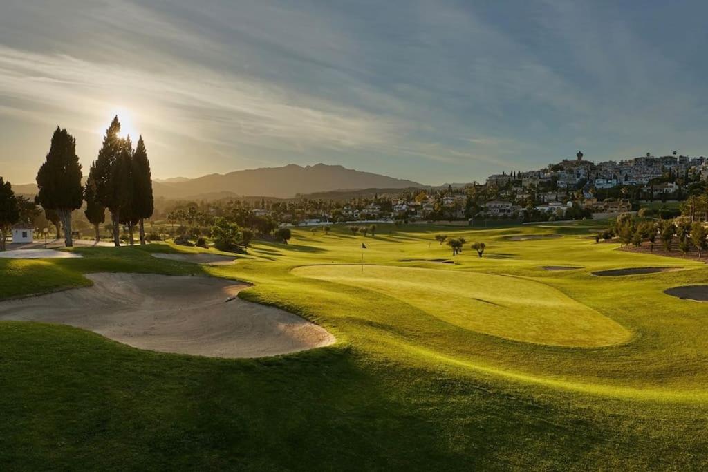 Casa Feliz - Mijas Golf, Private pool, 3 BR 3 bathrooms ensuite