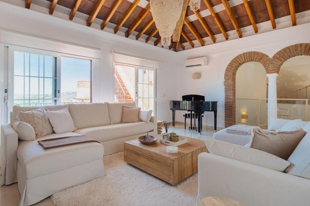 Casa Feliz - Mijas Golf, Private pool, 3 BR 3 bathrooms ensuite