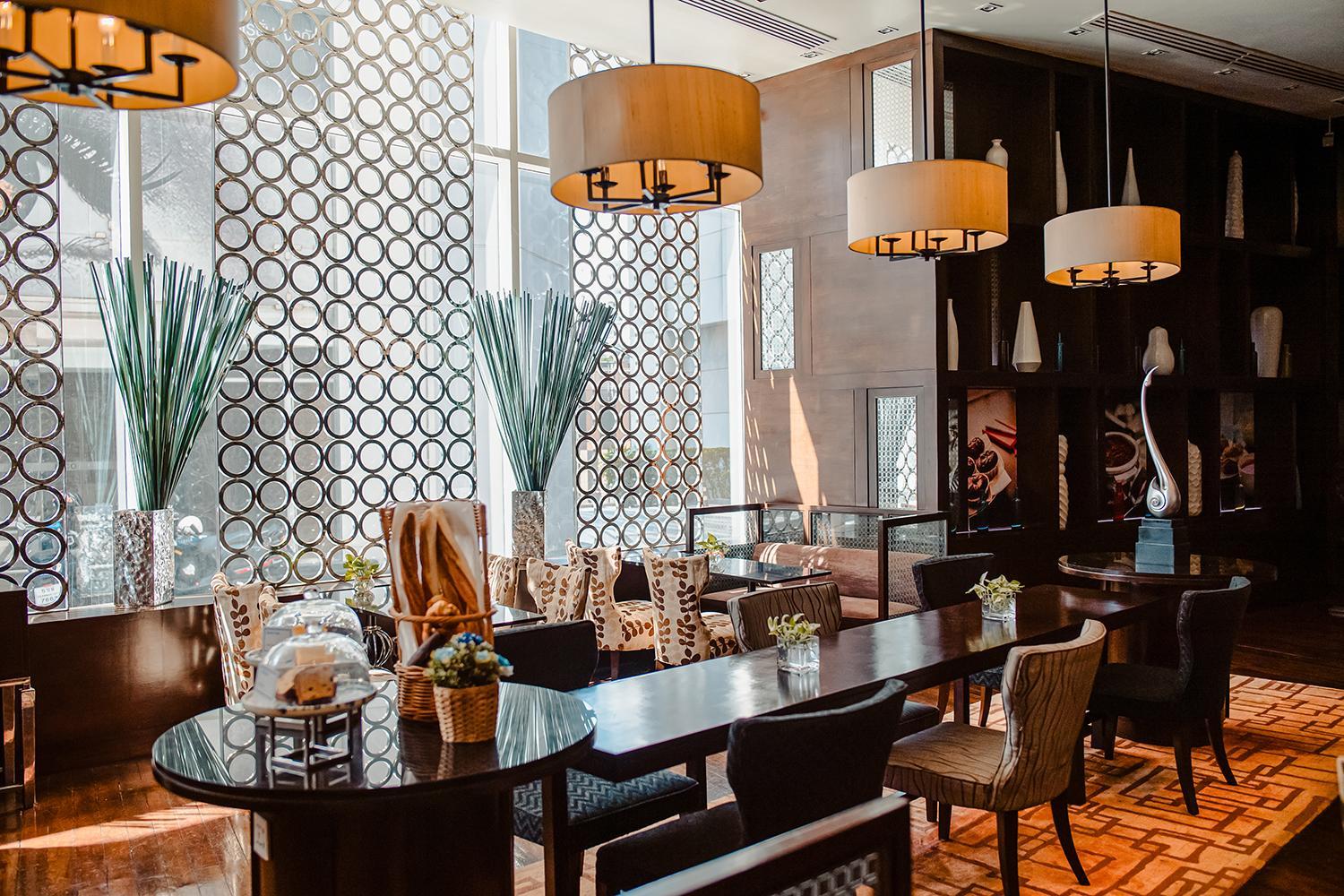 Hilton Bangkok Grande Asoke 2