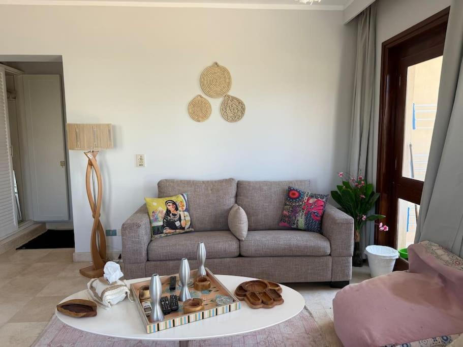 The Charming Beachfront Retreat in Fanadir