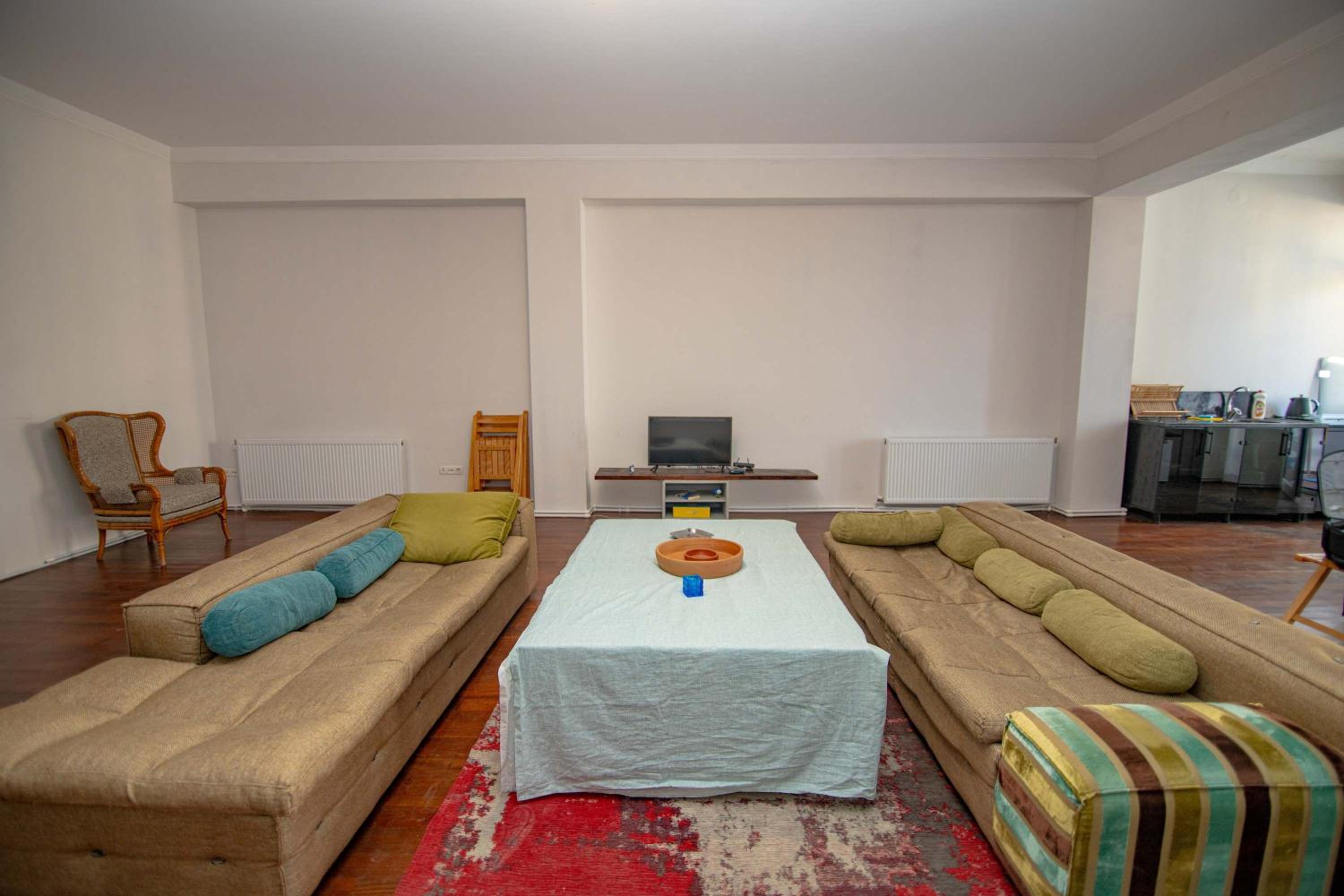 Super Stylish Apartment Near the Sea