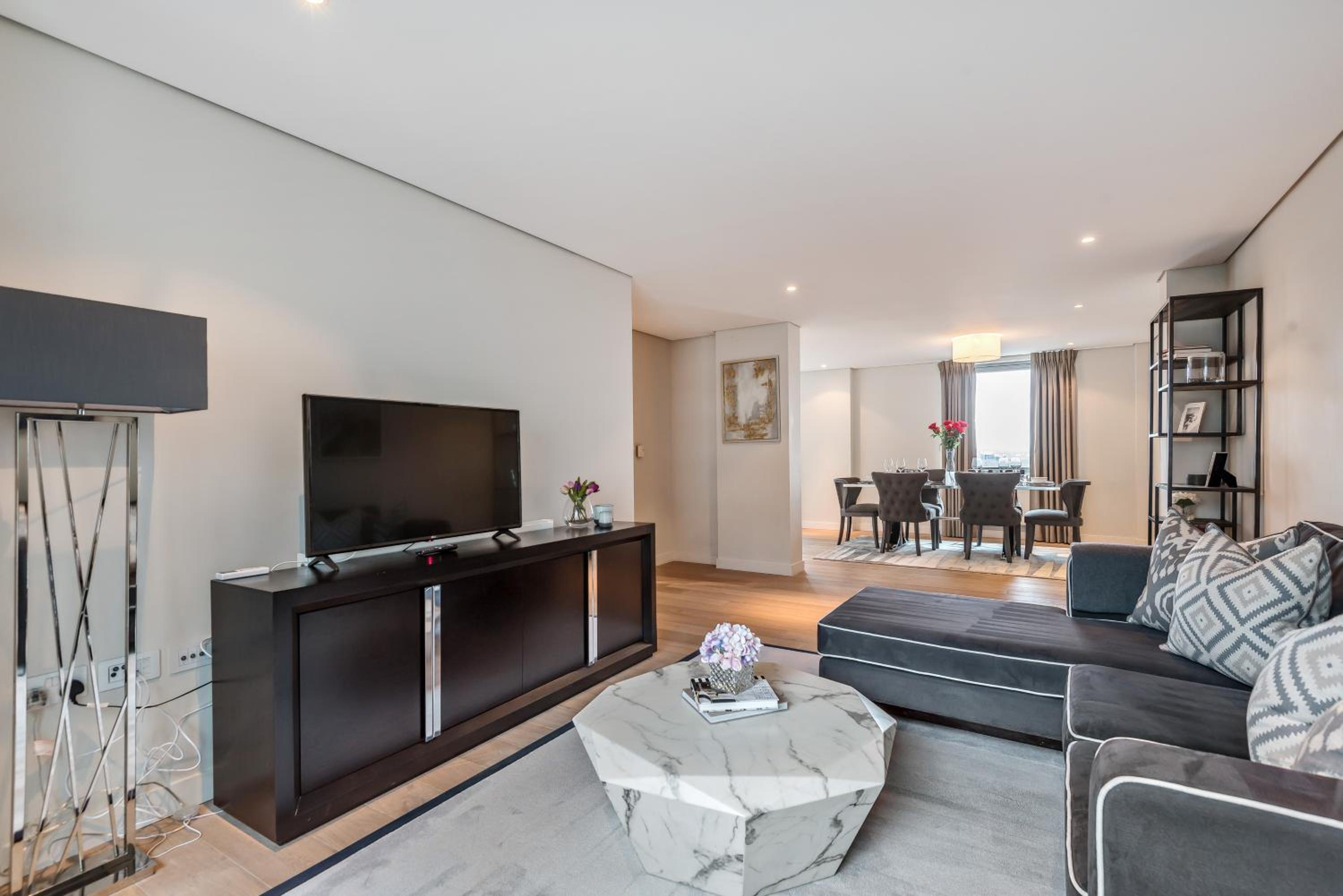 Merchant Square Apartments