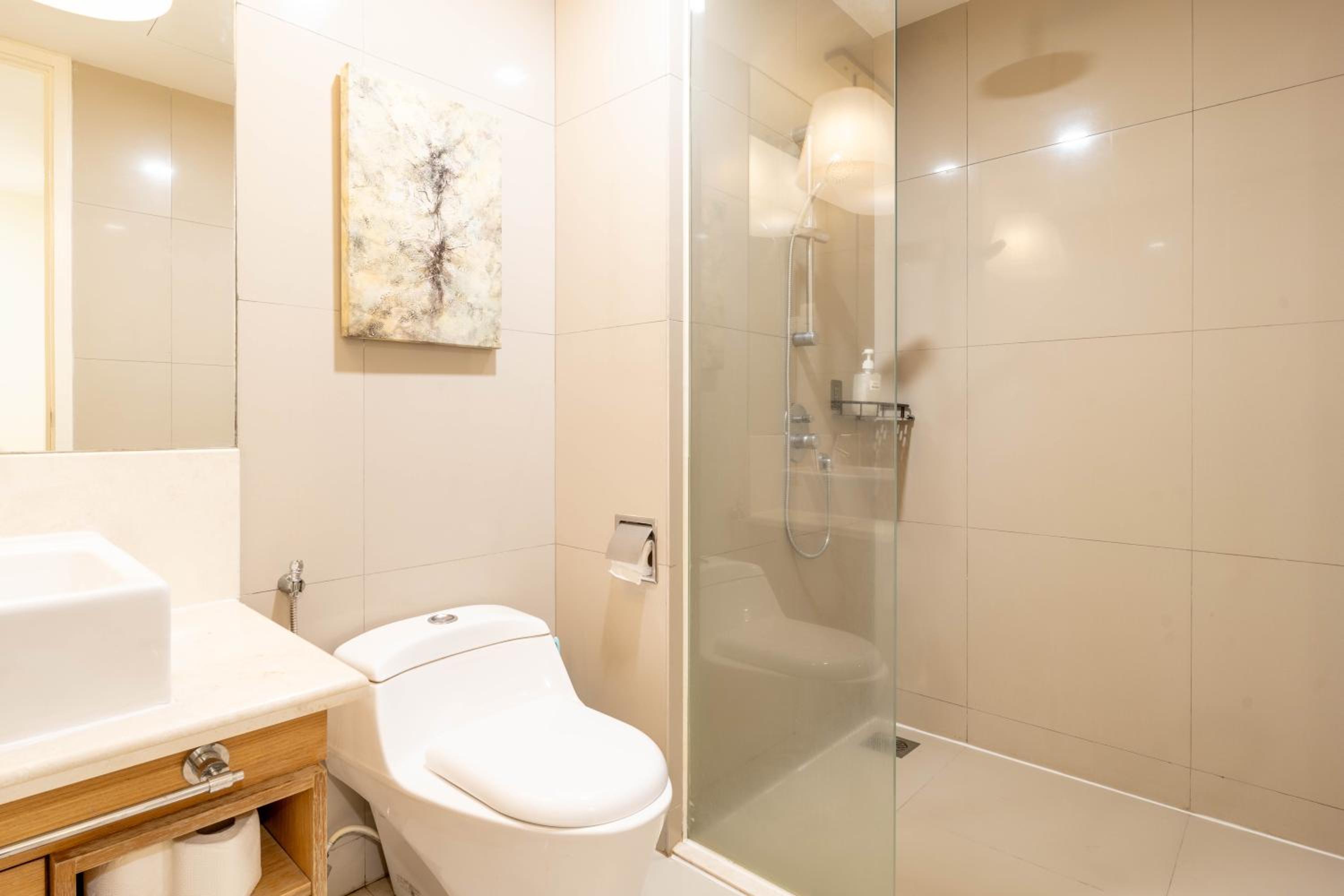 400m to KLCC Bukit Bintang Pavillion KLCC LRT walking distance Lot 163 Zenglo