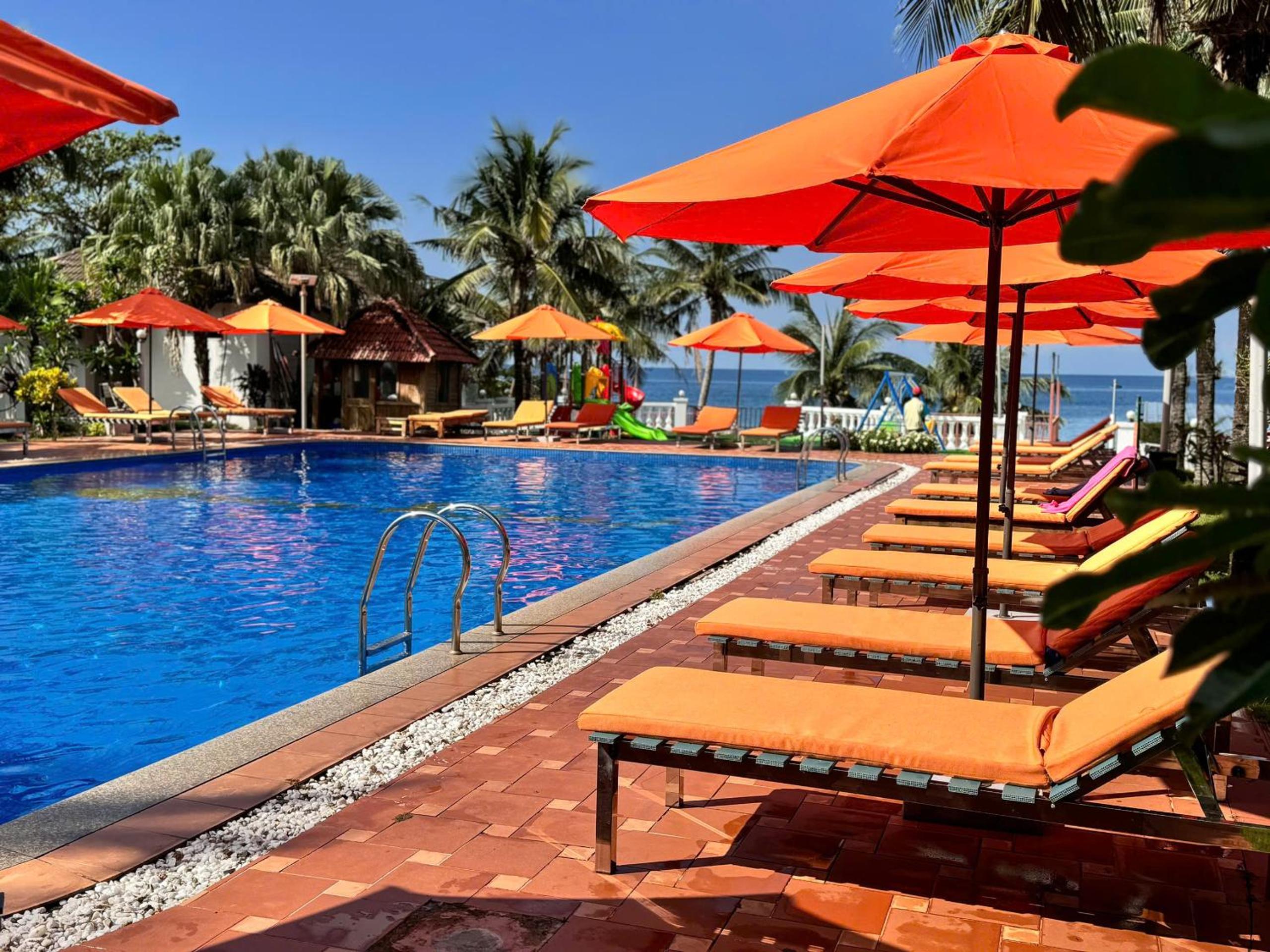 Orange Resort