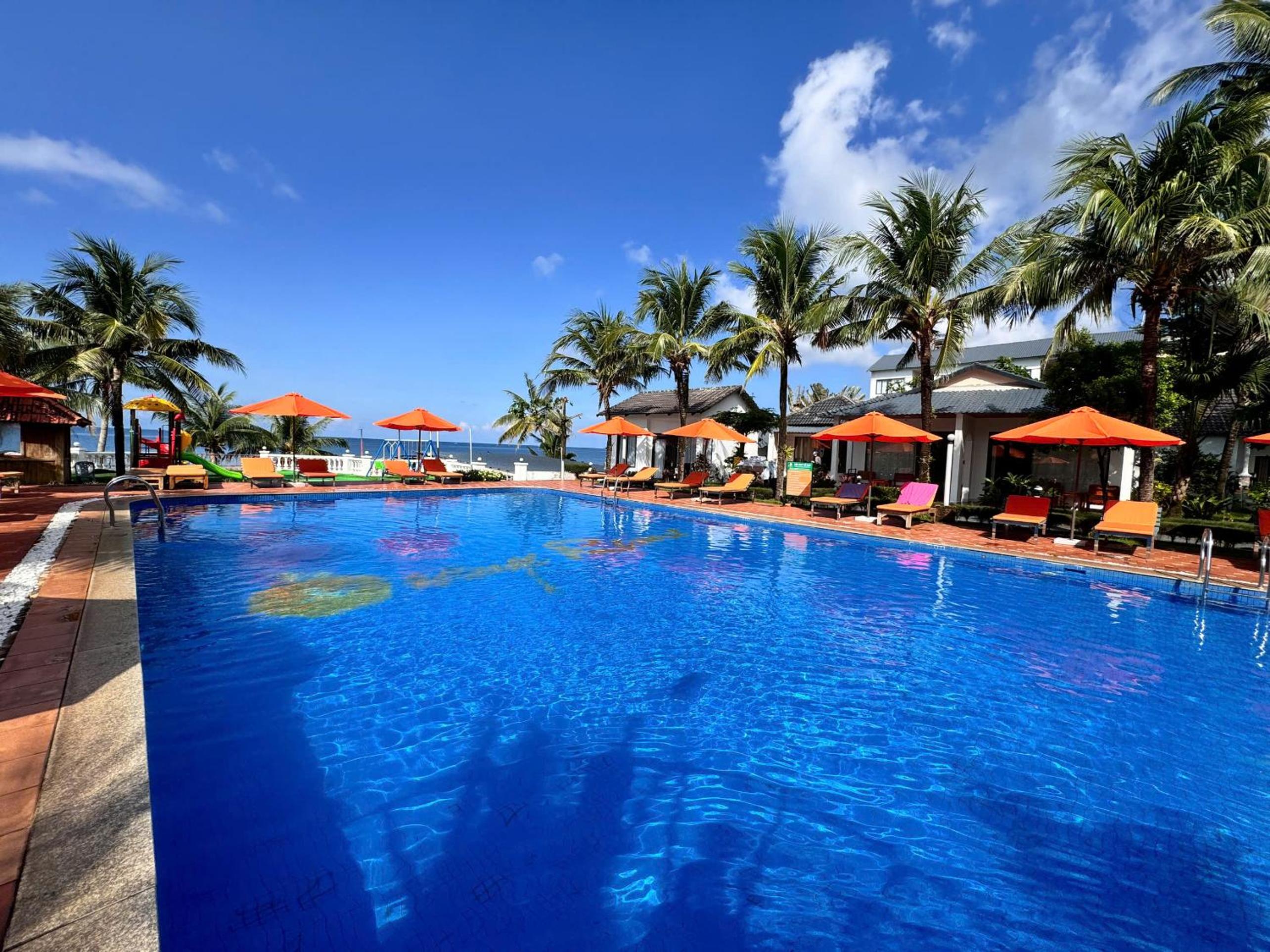 Orange Resort
