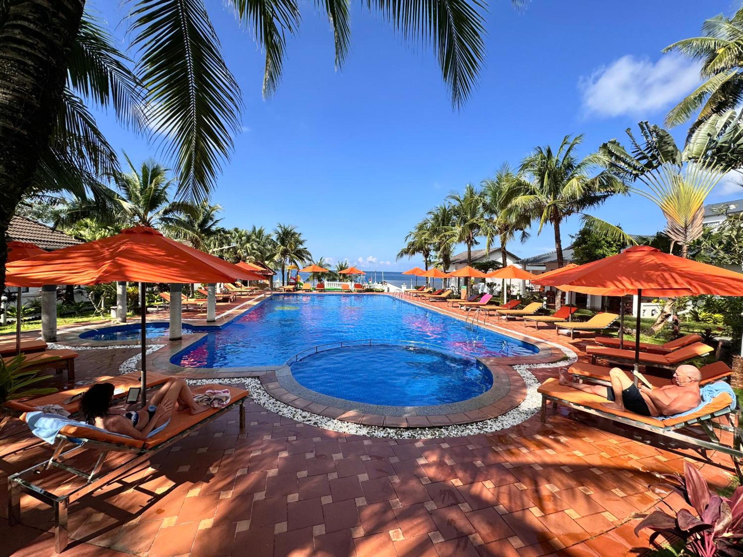 Orange Resort