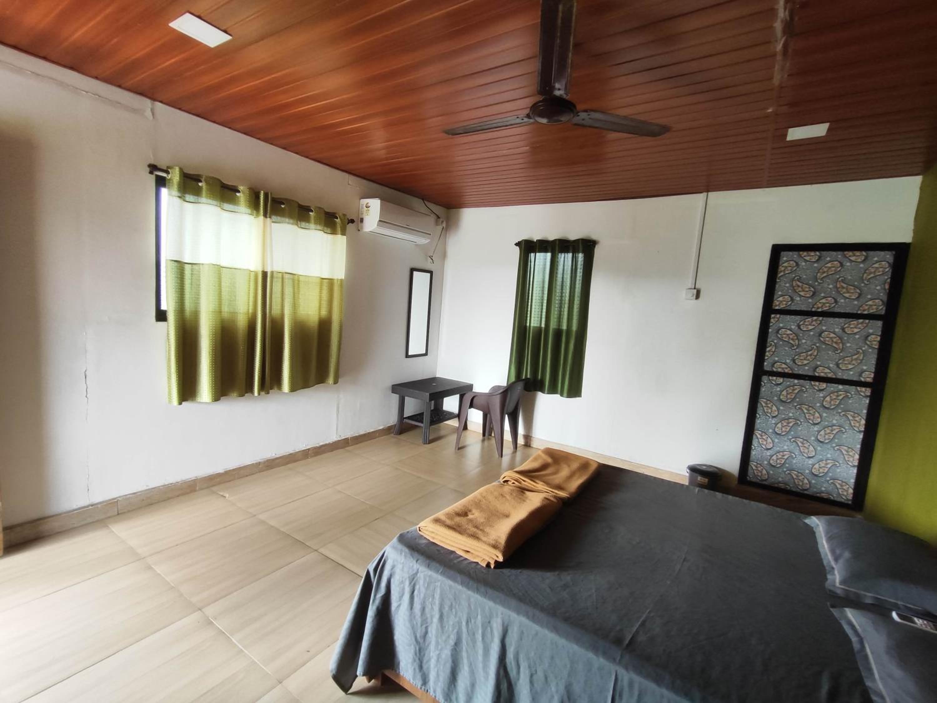 Paradise Farm Stay view 3