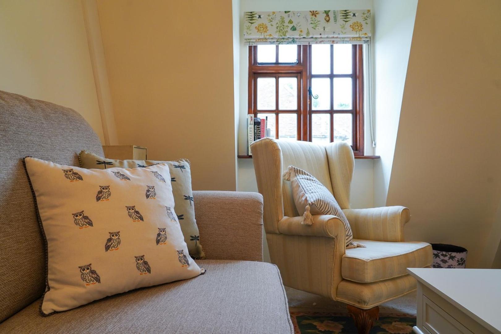 The Nest, Hundon view 3