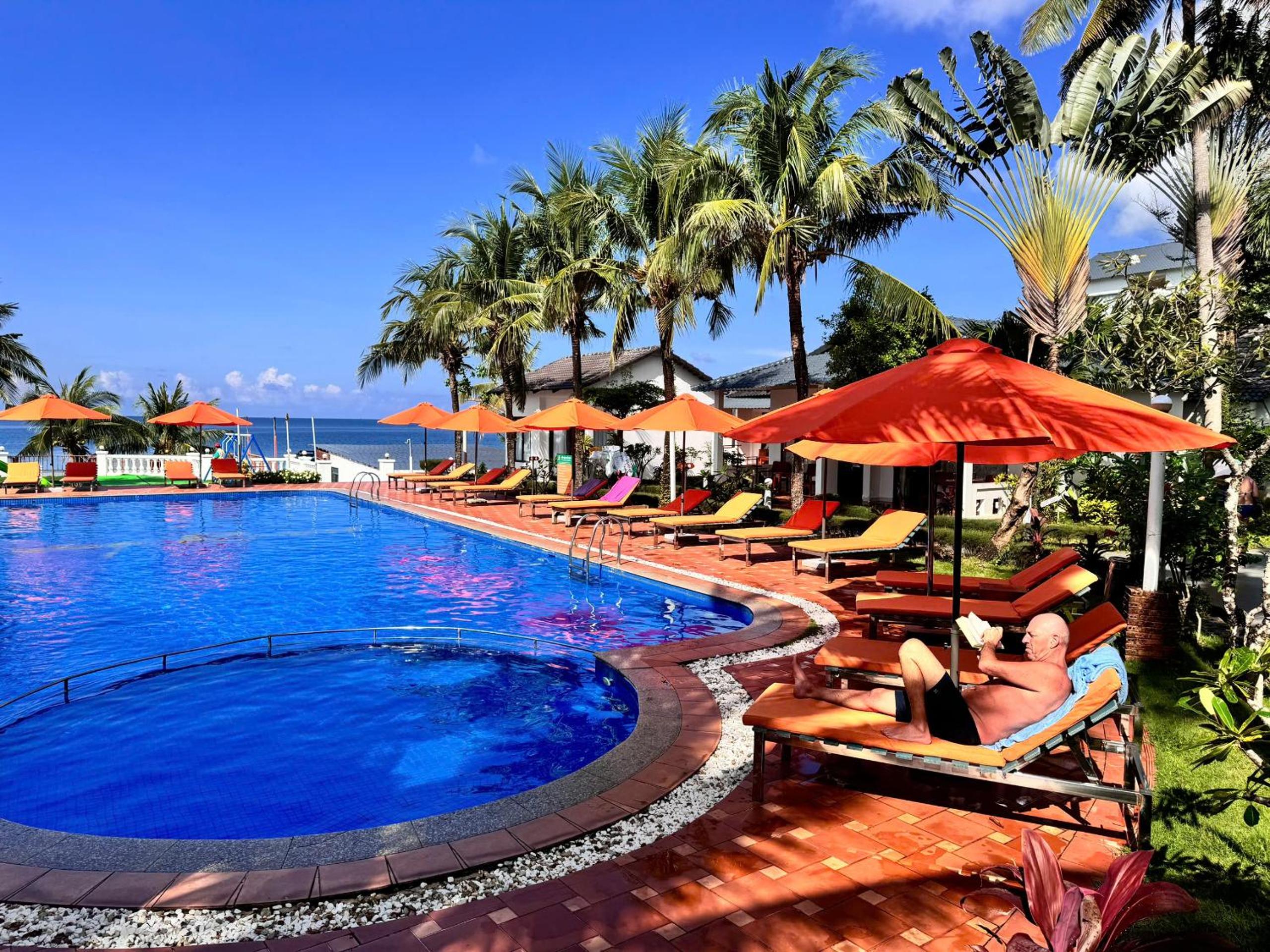 Orange Resort
