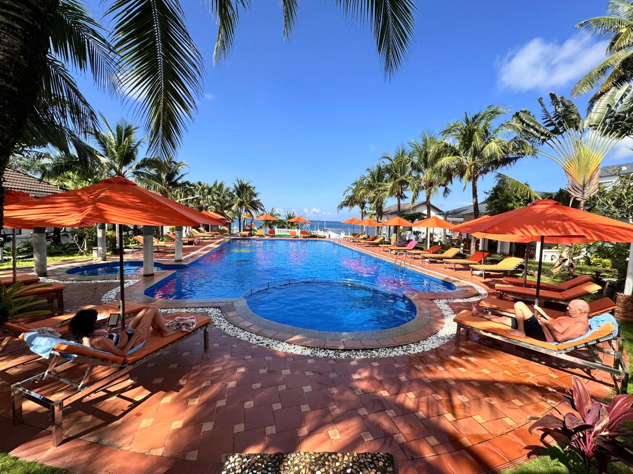 Orange Resort