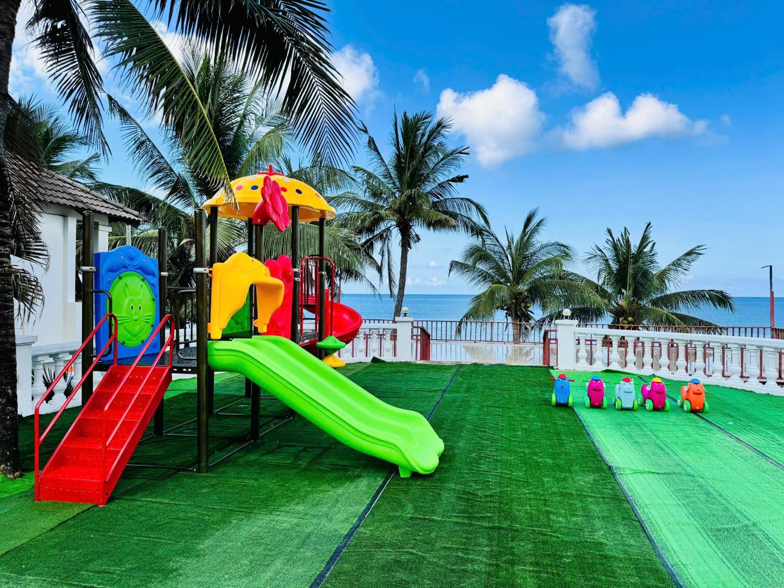 Orange Resort