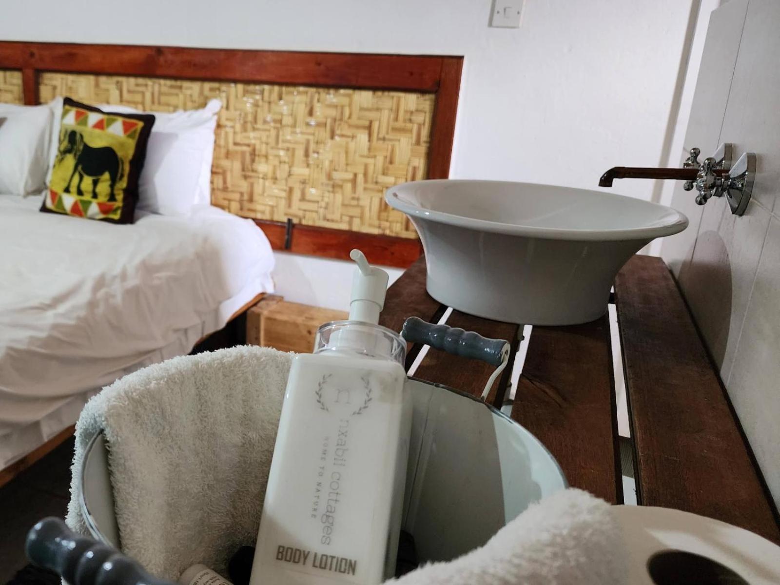 Nxabii Cottages