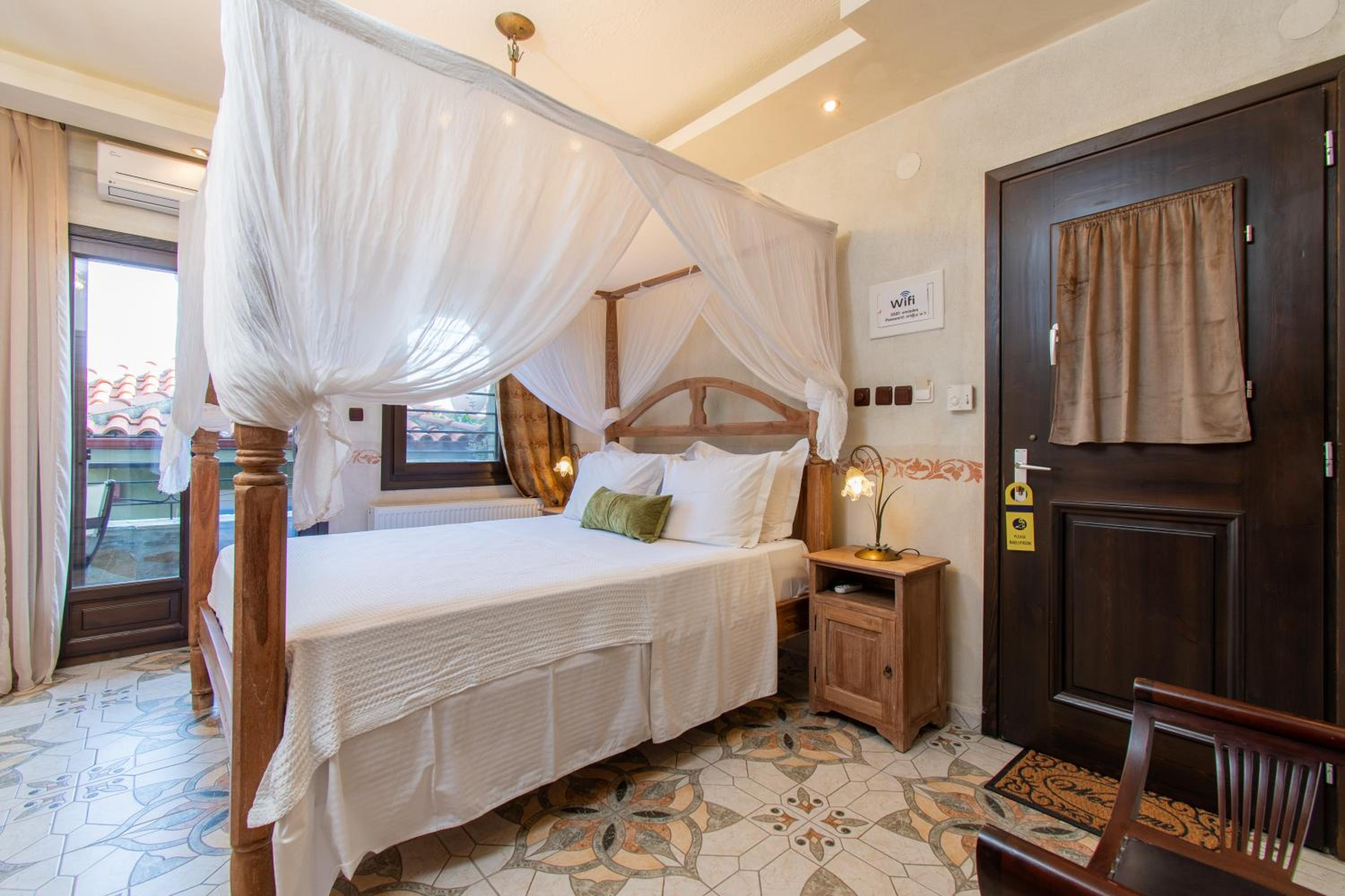 Oreiades Guesthouse