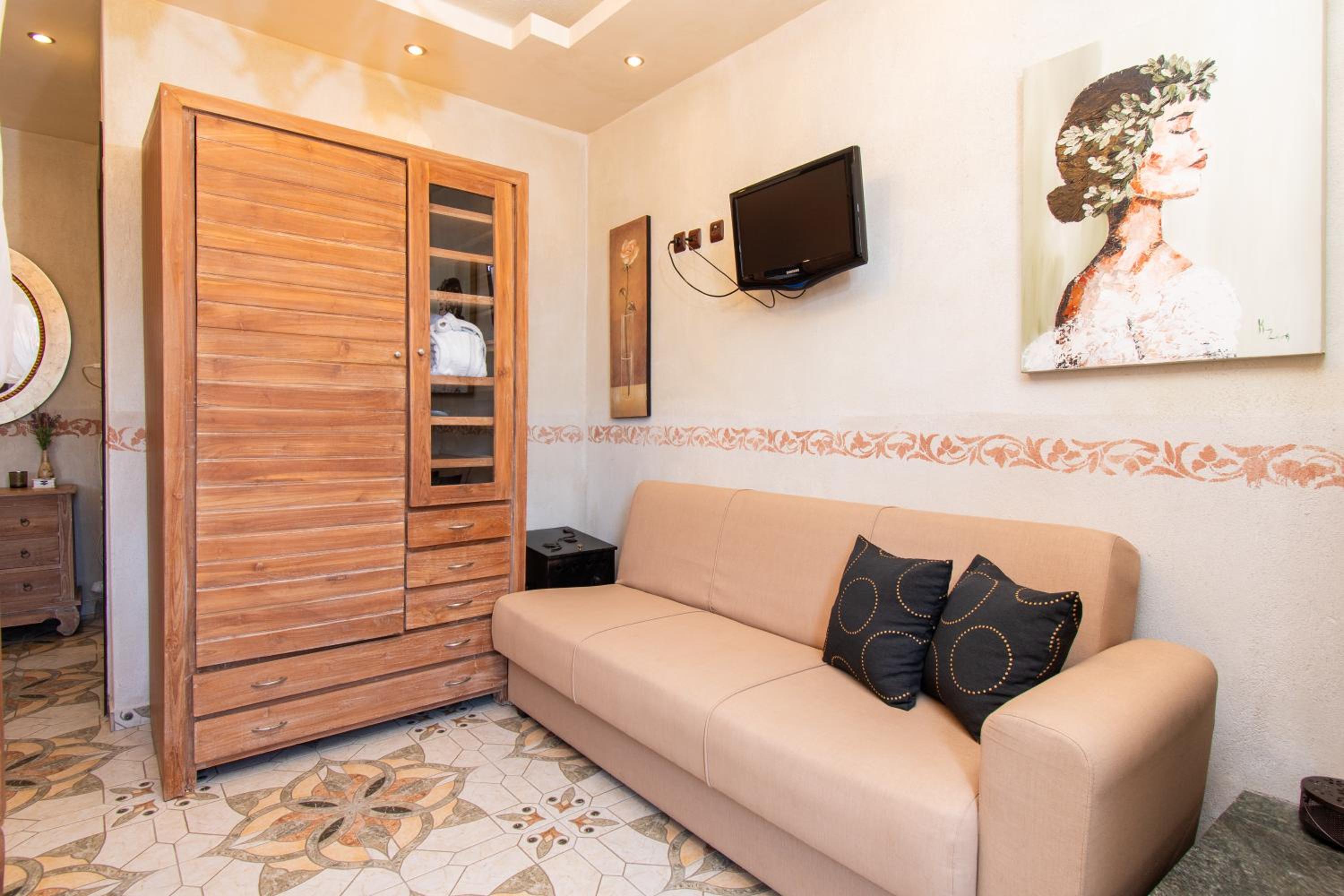 Oreiades Guesthouse
