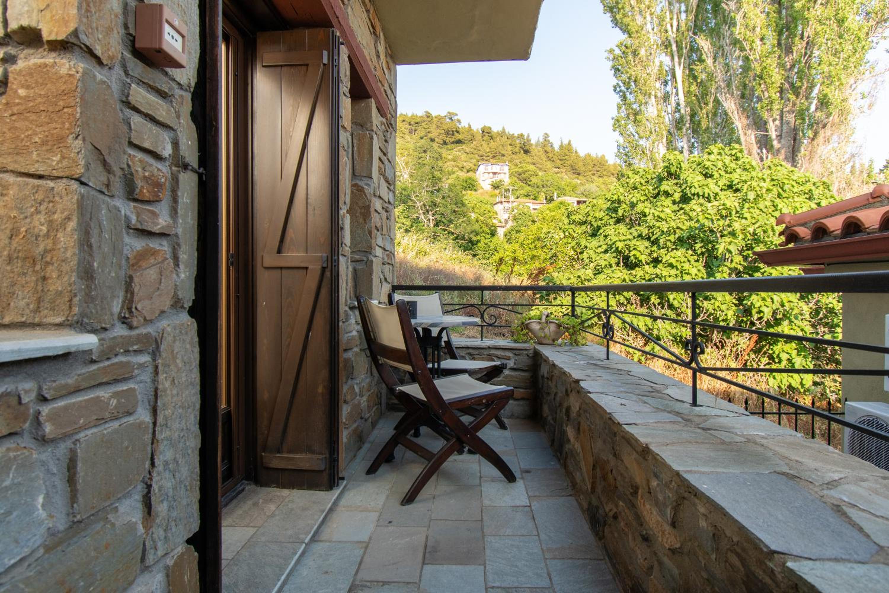 Oreiades Guesthouse