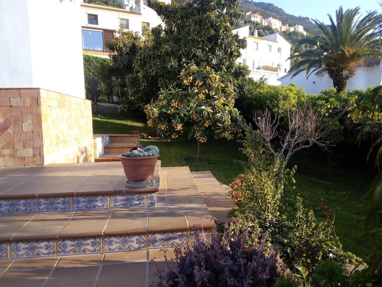 Villa Peralta, heated and private pool ,near beach and golf !
