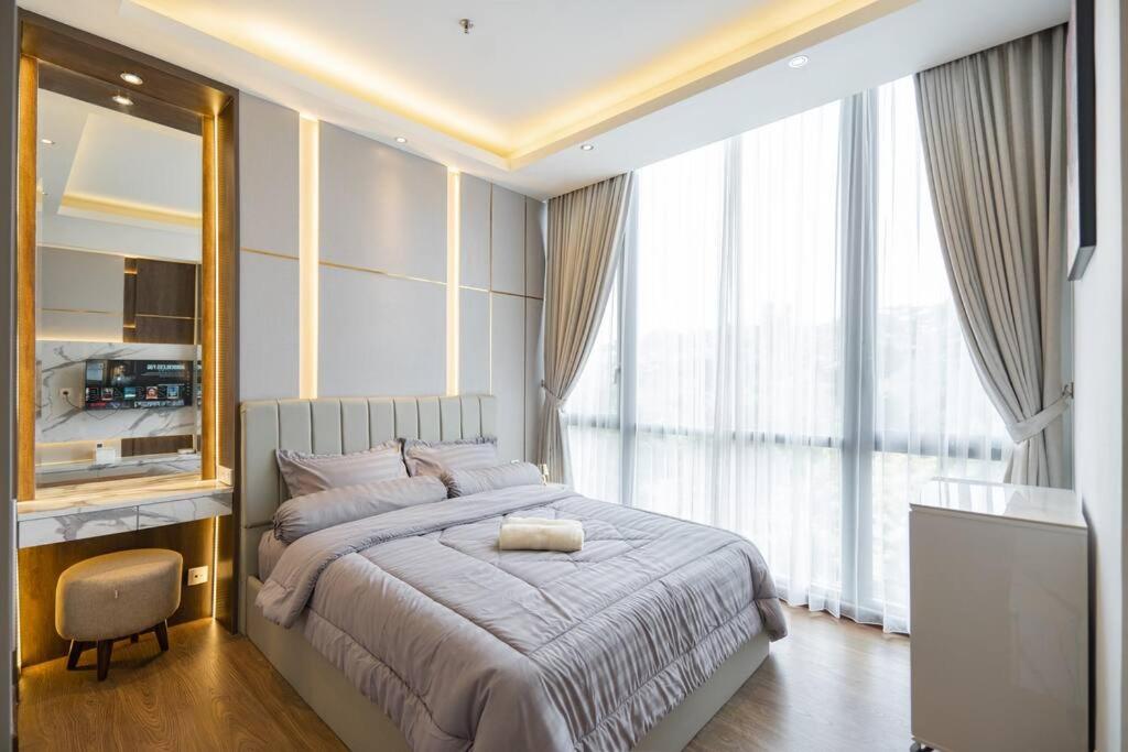 2BR Luxury Condo with 10Ha garden di Marigold BSD view 4