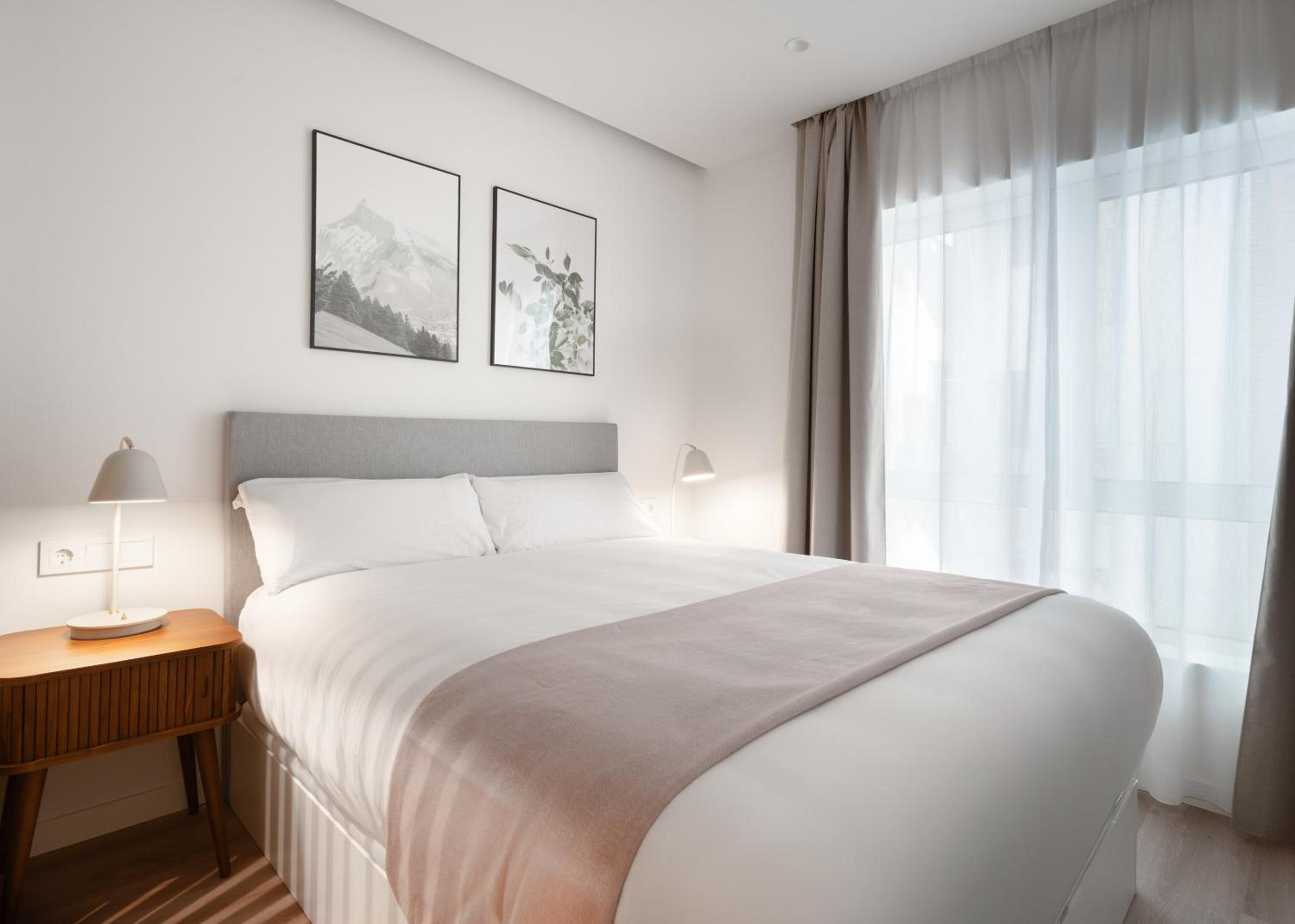 Limehome Madrid Calle de Juan Hurtado de Mendoza
