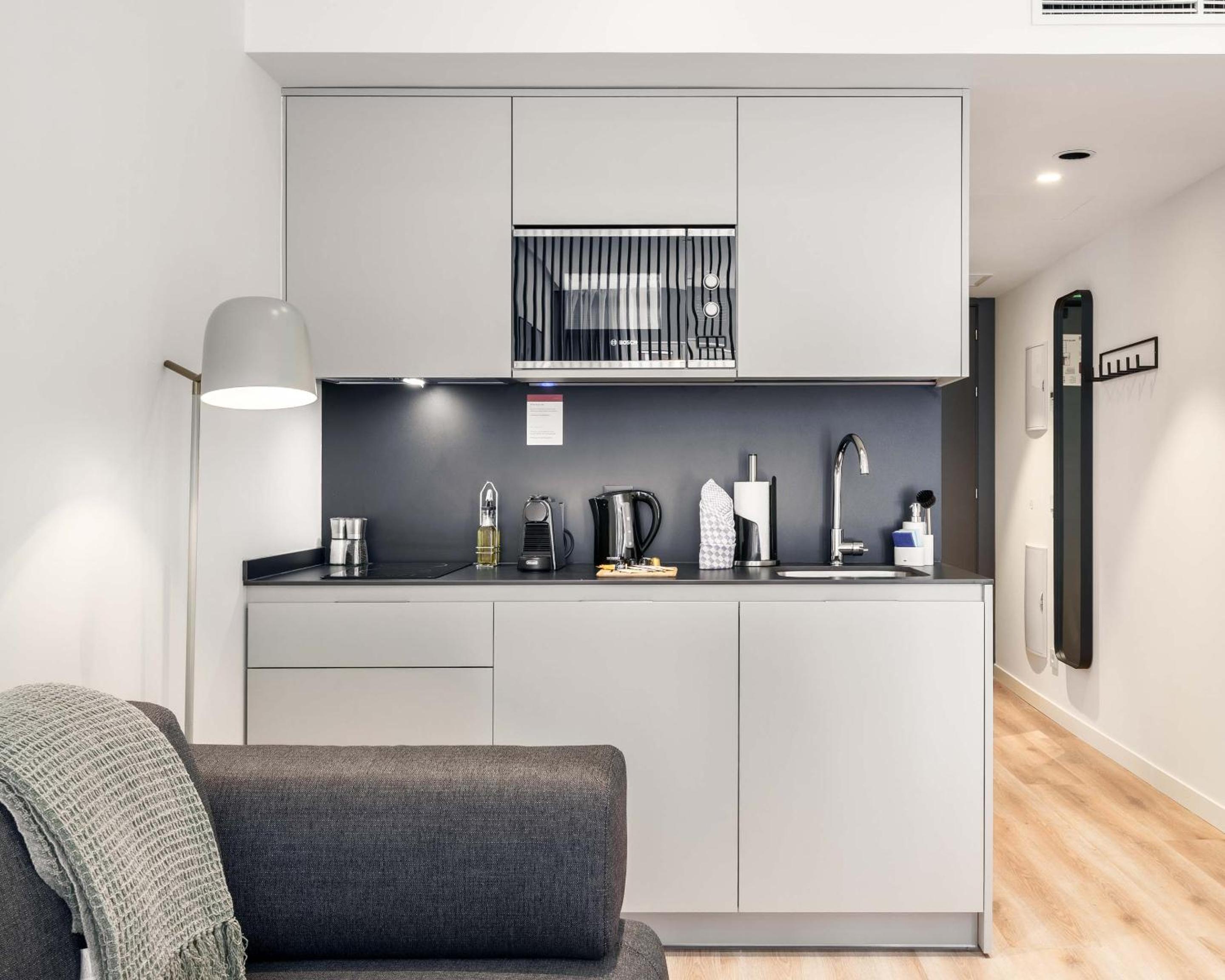 Limehome Madrid Calle de Juan Hurtado de Mendoza